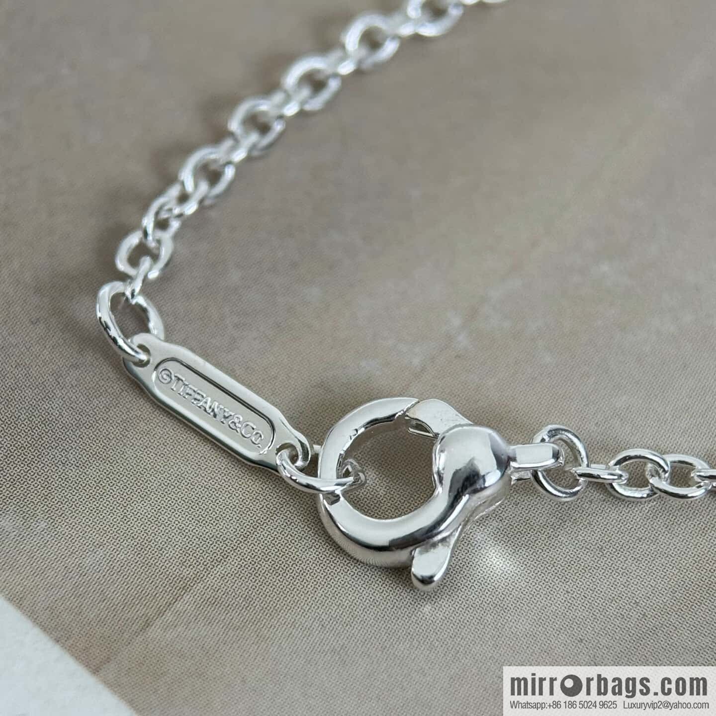 TIFFANY & Co. Tiffany blue peach heart love bracelet, necklace