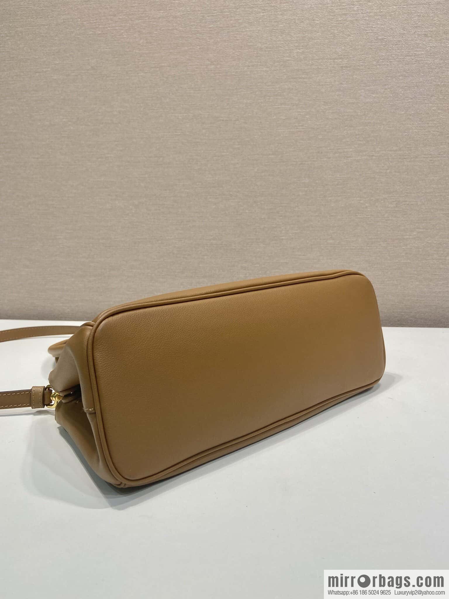 PRADA 🎉 new killer bag 🎉 1BA457 new 🎉🎉 caramel color