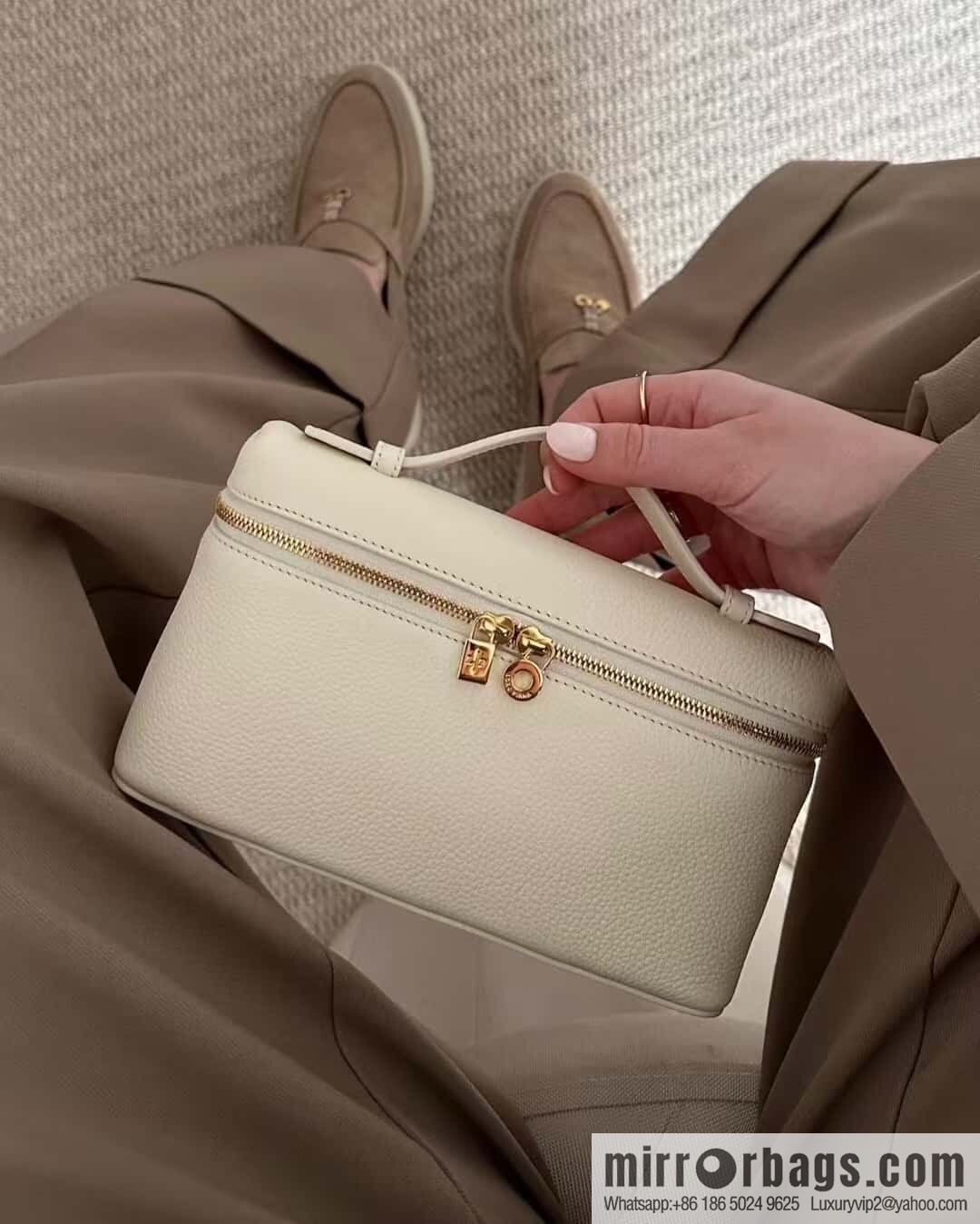 Loro Piana 2nd Generation Extra Pocket L19 Clutch Bag FAN4046 Whispering Platinum Buckle