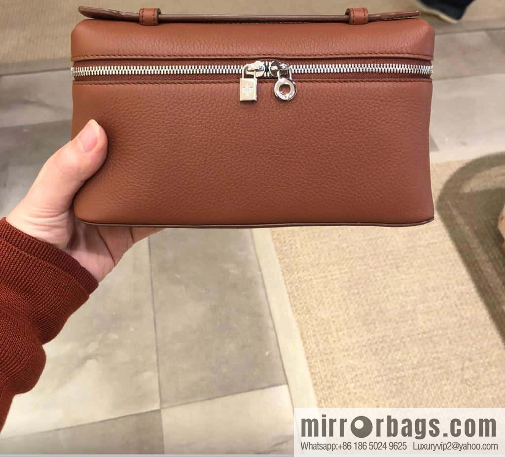 Loro Piana 2nd Generation Extra Pocket L19 Clutch Bag FAN4046 Brick Red Silver Buckle