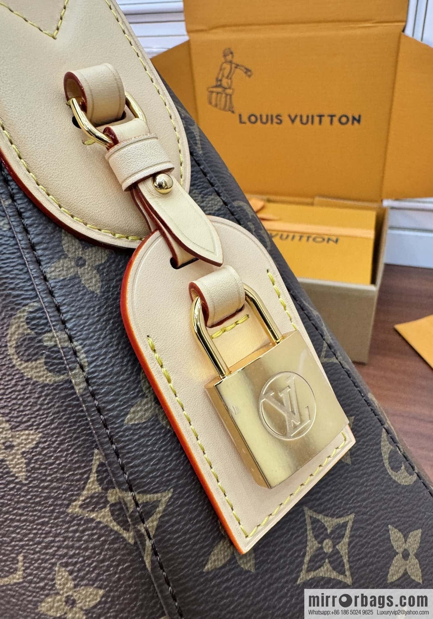 LV M12098 Slouchy MM