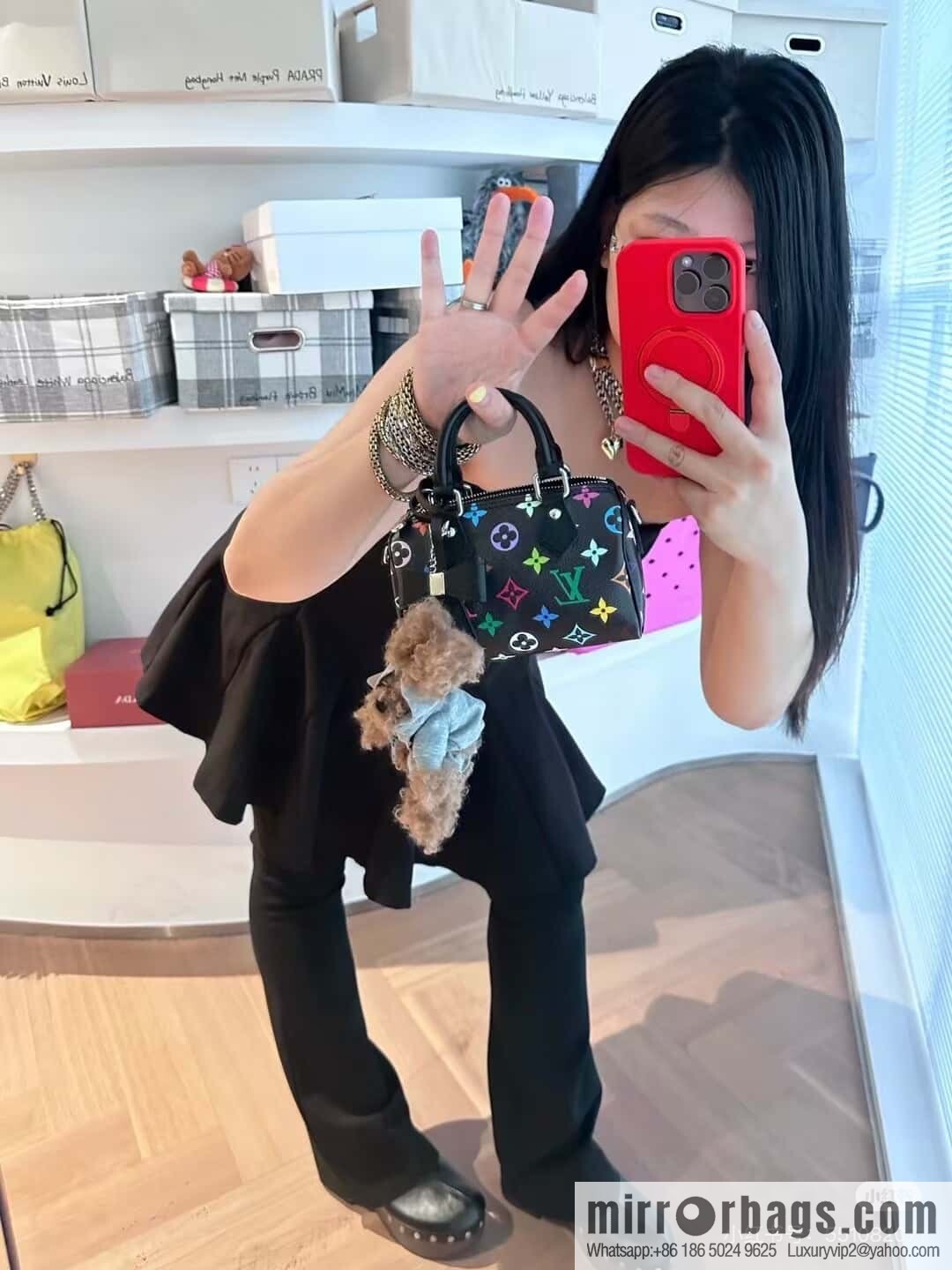 LV M13406 LV x TM Nano Speedy
