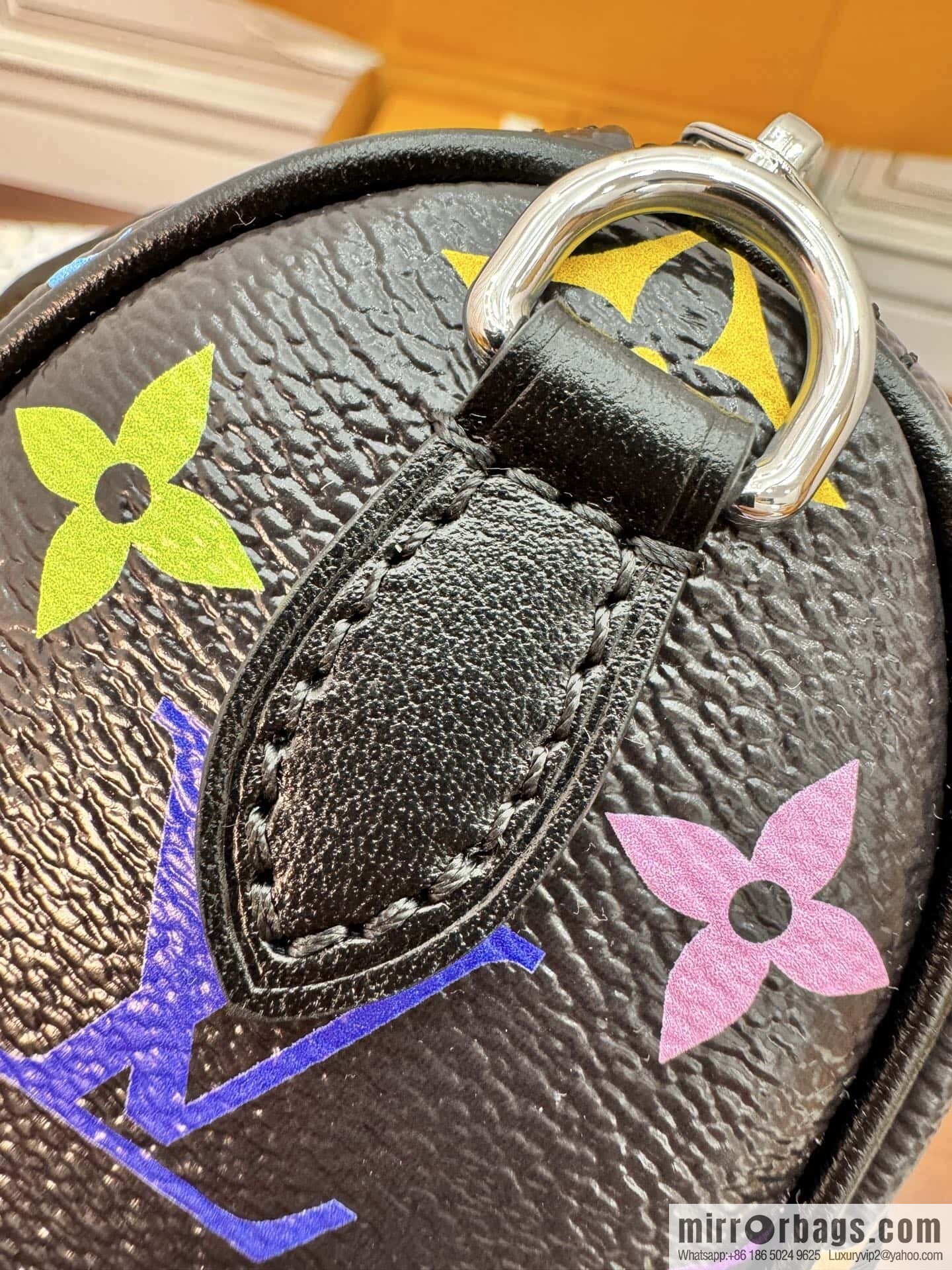 LV M13406 LV x TM Nano Speedy