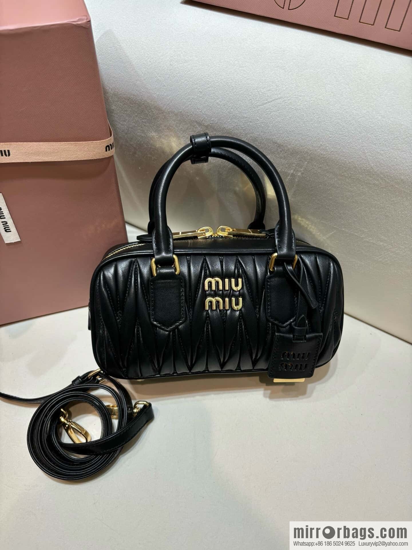 Sheepskin Textured Retro Rectangle Bag | Leather Bowling Bag 5BB142 💕💕 Black