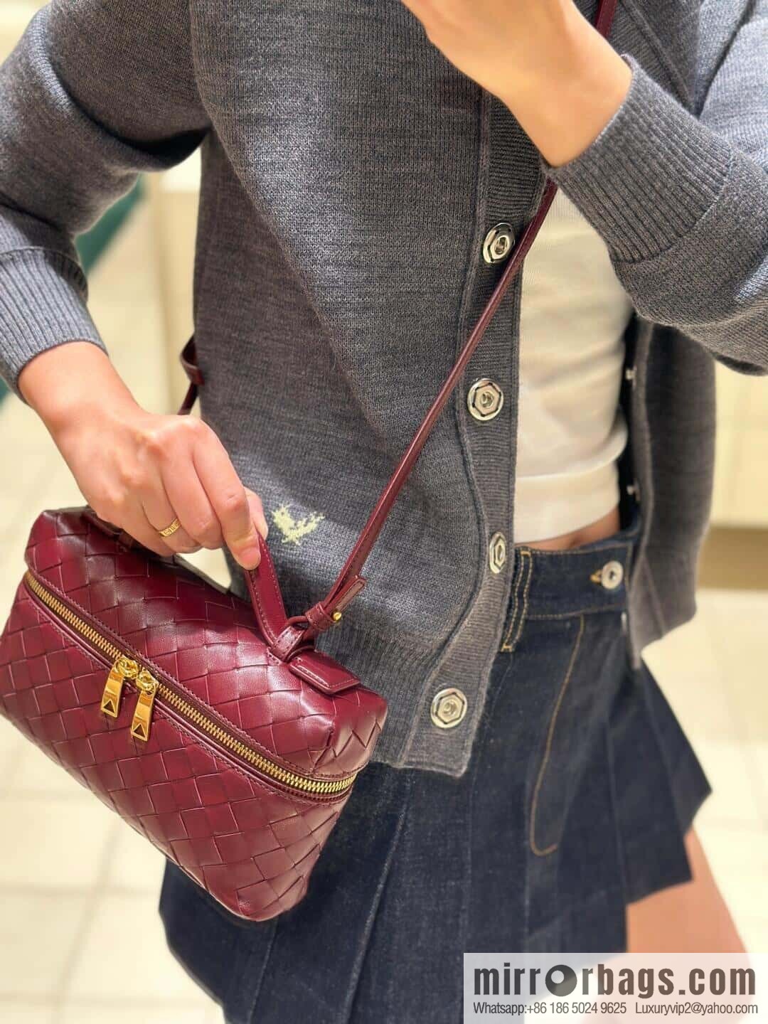 BV Bang Bang Vanity 789109 Barolo