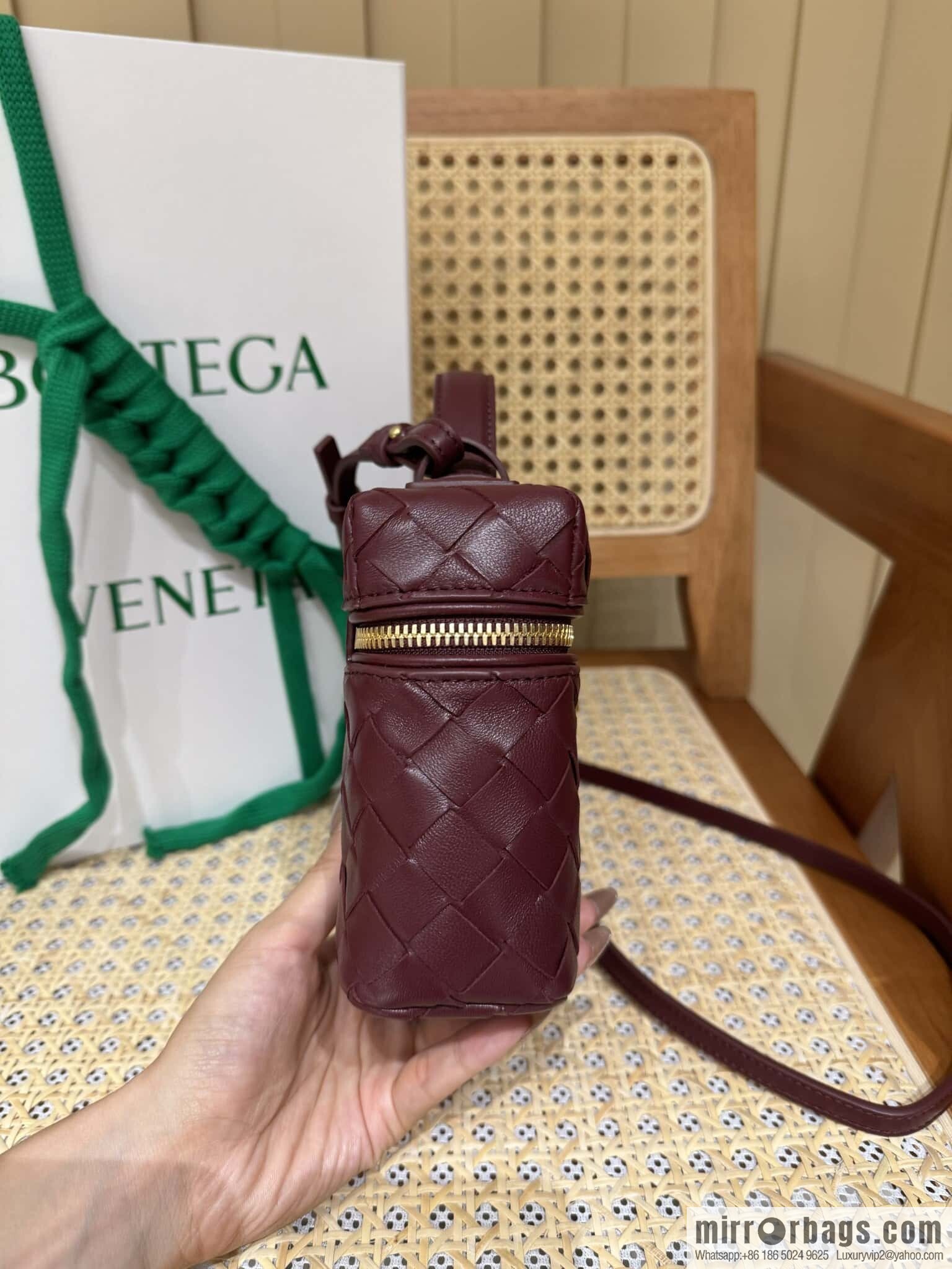 BV Bang Bang Vanity 789109 Barolo