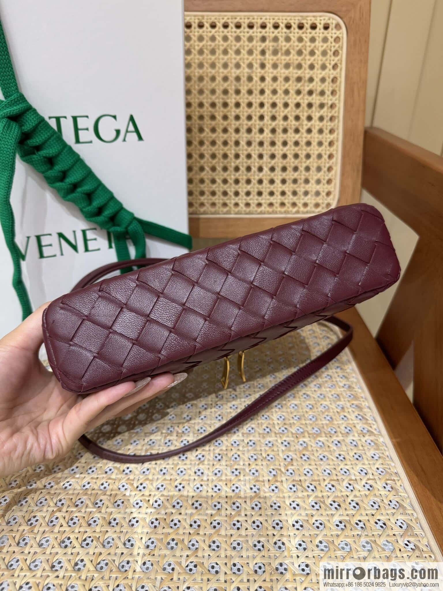 BV Bang Bang Vanity 789109 Barolo