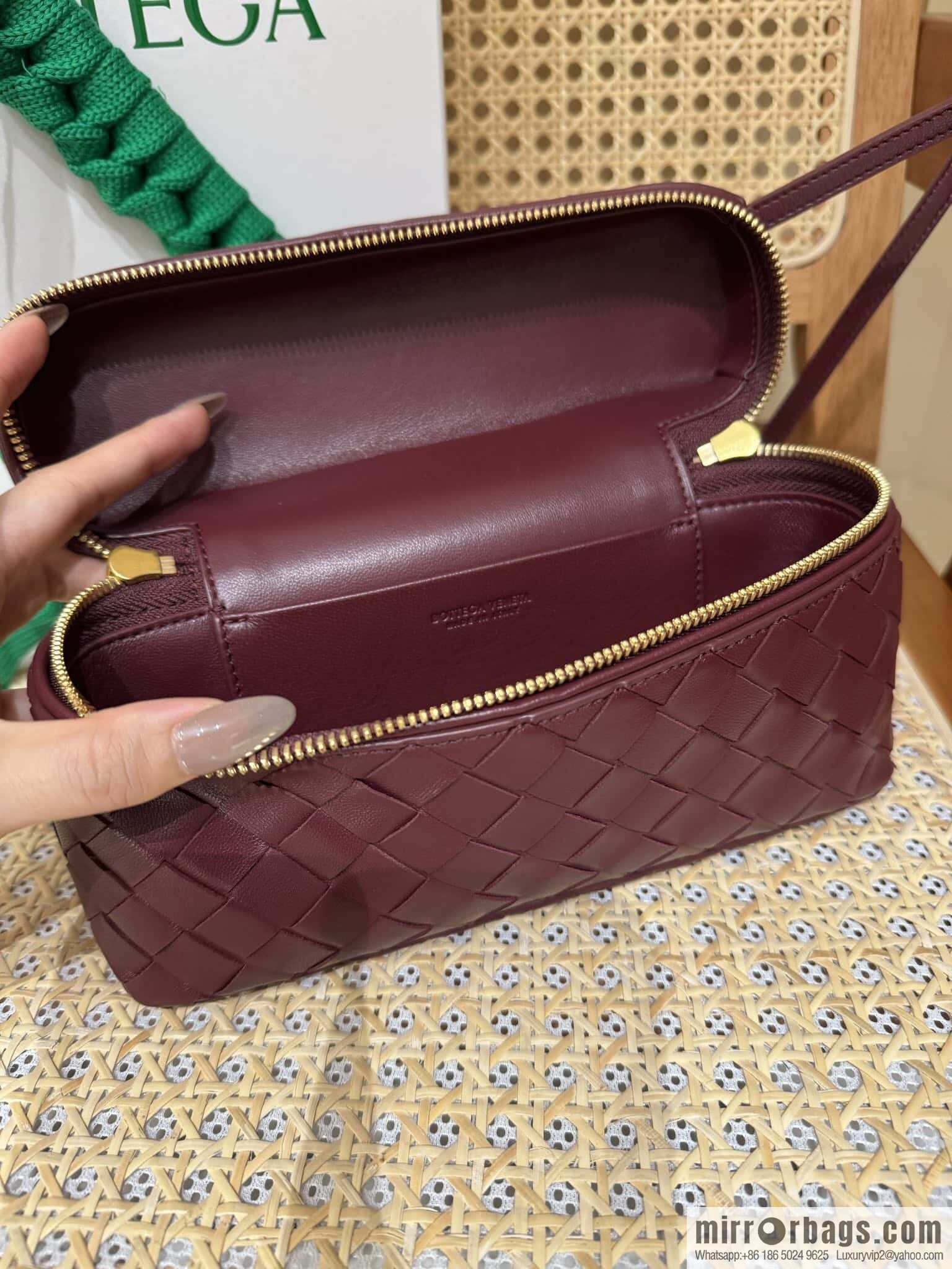 BV Bang Bang Vanity 789109 Barolo