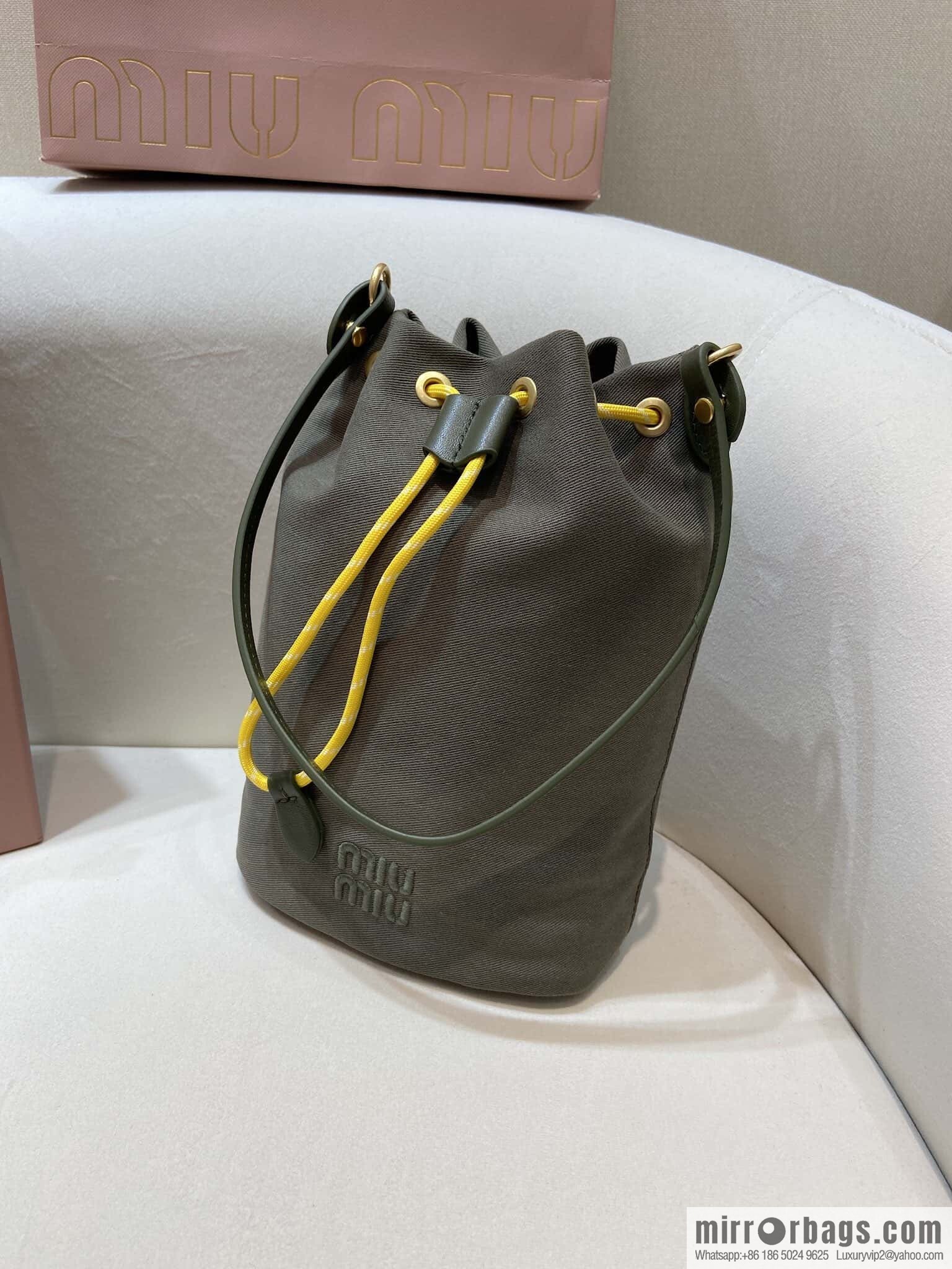 MIUMIU 🎉 new bucket bag 🎉 5NR038 🎉🎉 green