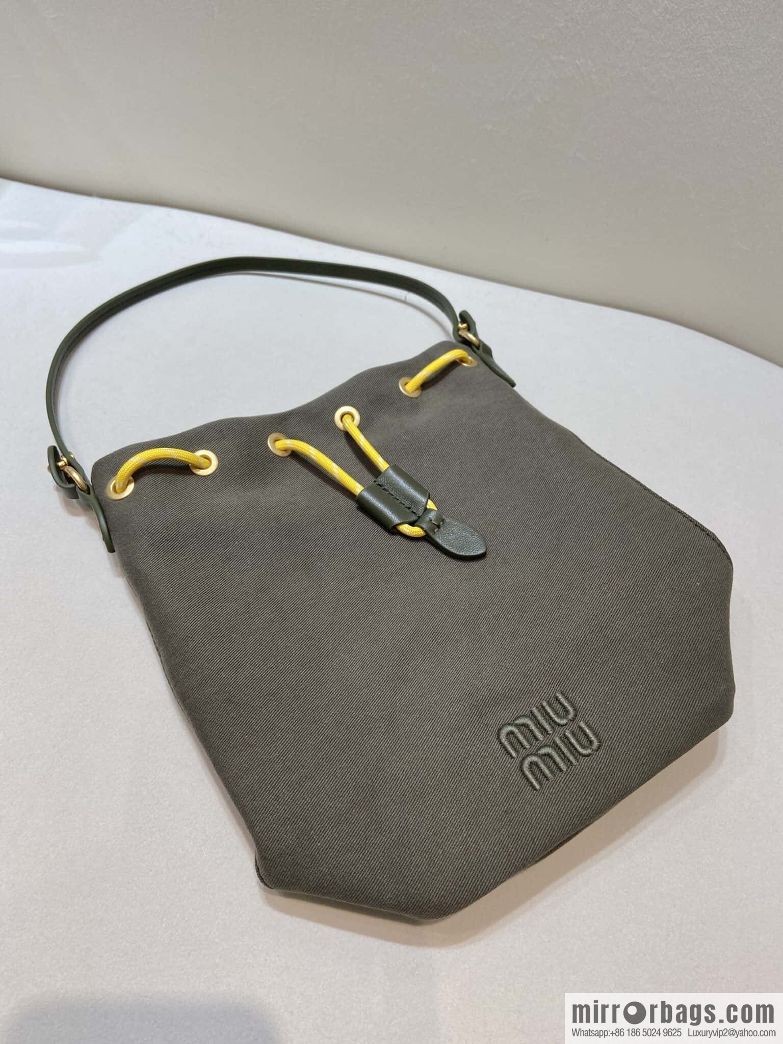 MIUMIU 🎉 new bucket bag 🎉 5NR038 🎉🎉 green