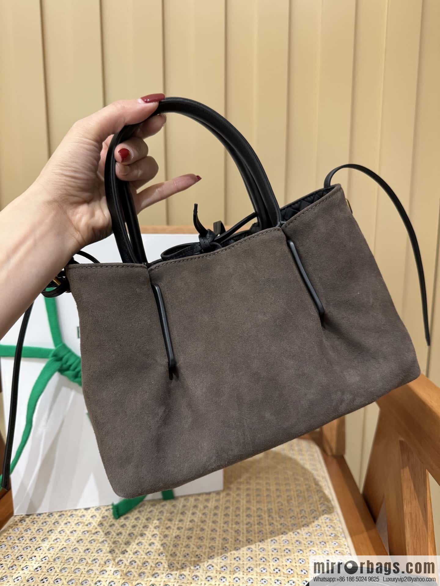 BV small Pinacoteca tote bag, black 819004