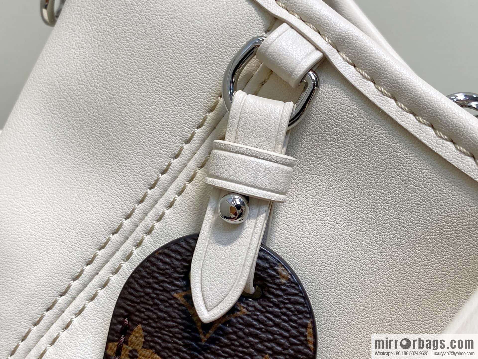 [Boutique‑grade] M12919 milky white, full leather shopping bag CARRYALL CARGO small handbag