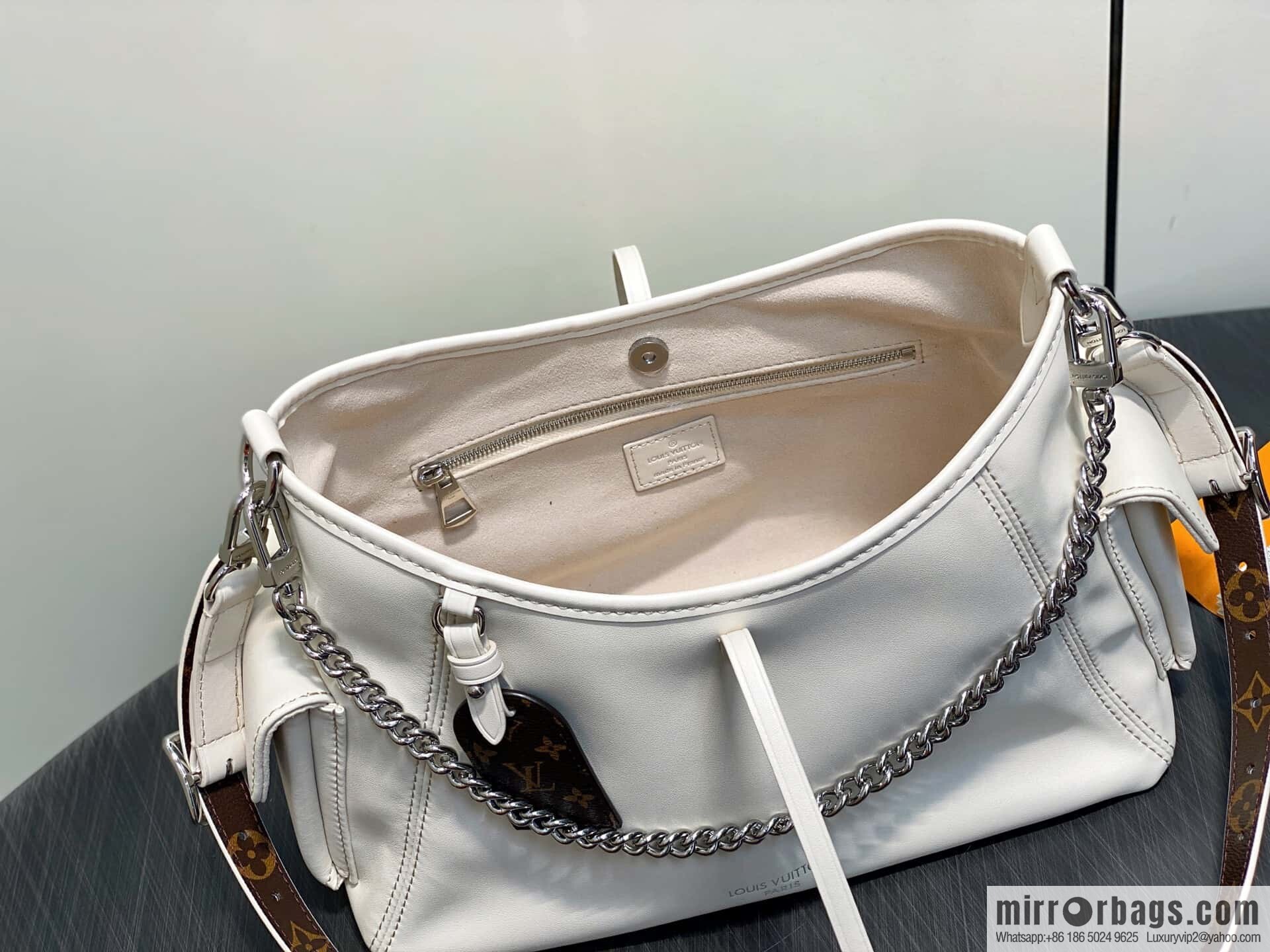 [Boutique‑grade] M12919 milky white, full leather shopping bag CARRYALL CARGO small handbag