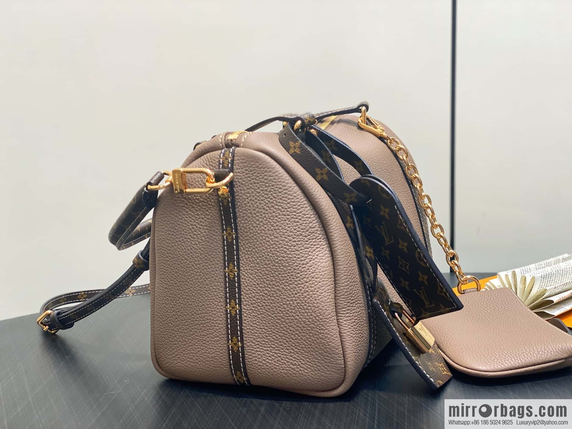 [Boutique‑grade] M13667 elephant gray, full leather speedy pillow bag SPEEDY BANDOULIZRE 25 handbag