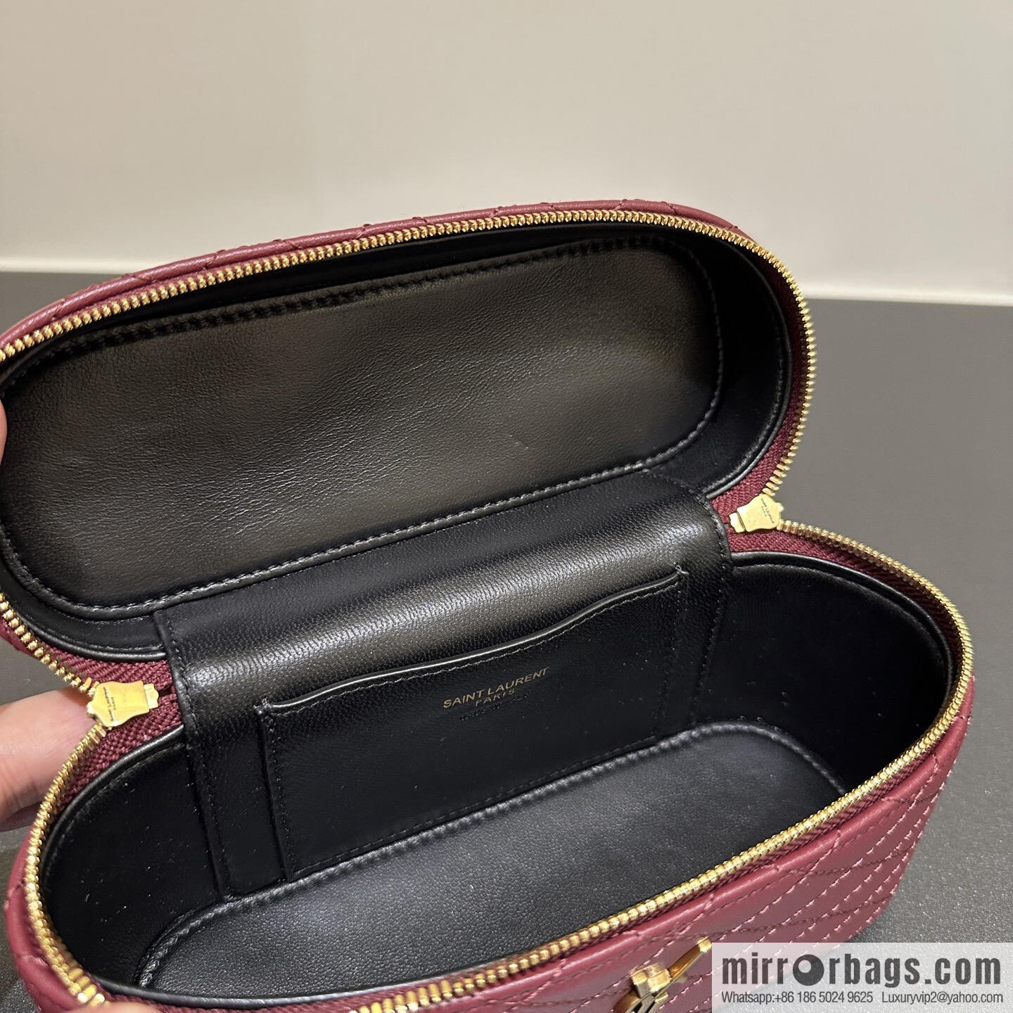 YSL 𝗚𝗔𝗕𝗬 𝗩𝗔𝗡𝗜𝗧𝗬 mini sheepskin clutch bag 766731 burgundy