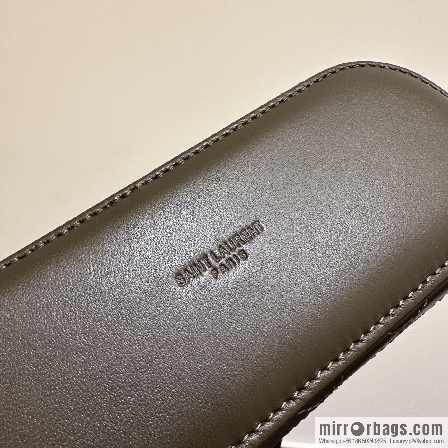 YSL 𝗚𝗔𝗕𝗬 𝗩𝗔𝗡𝗜𝗧𝗬 Mini Sheepskin Clutch Bag 766731 Musk Green