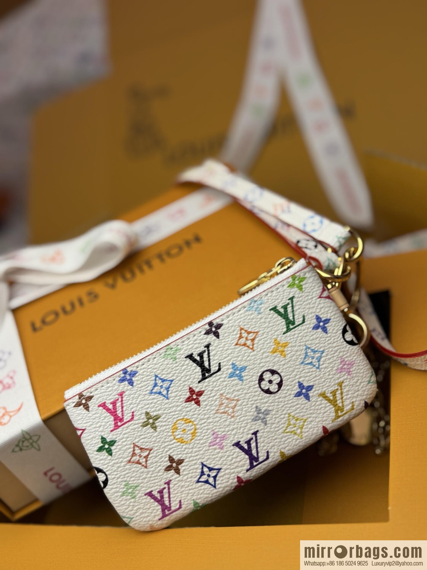 LV M14099 [Official Full Set + 163 Chips] New LVxTM Mobile Phone Holder