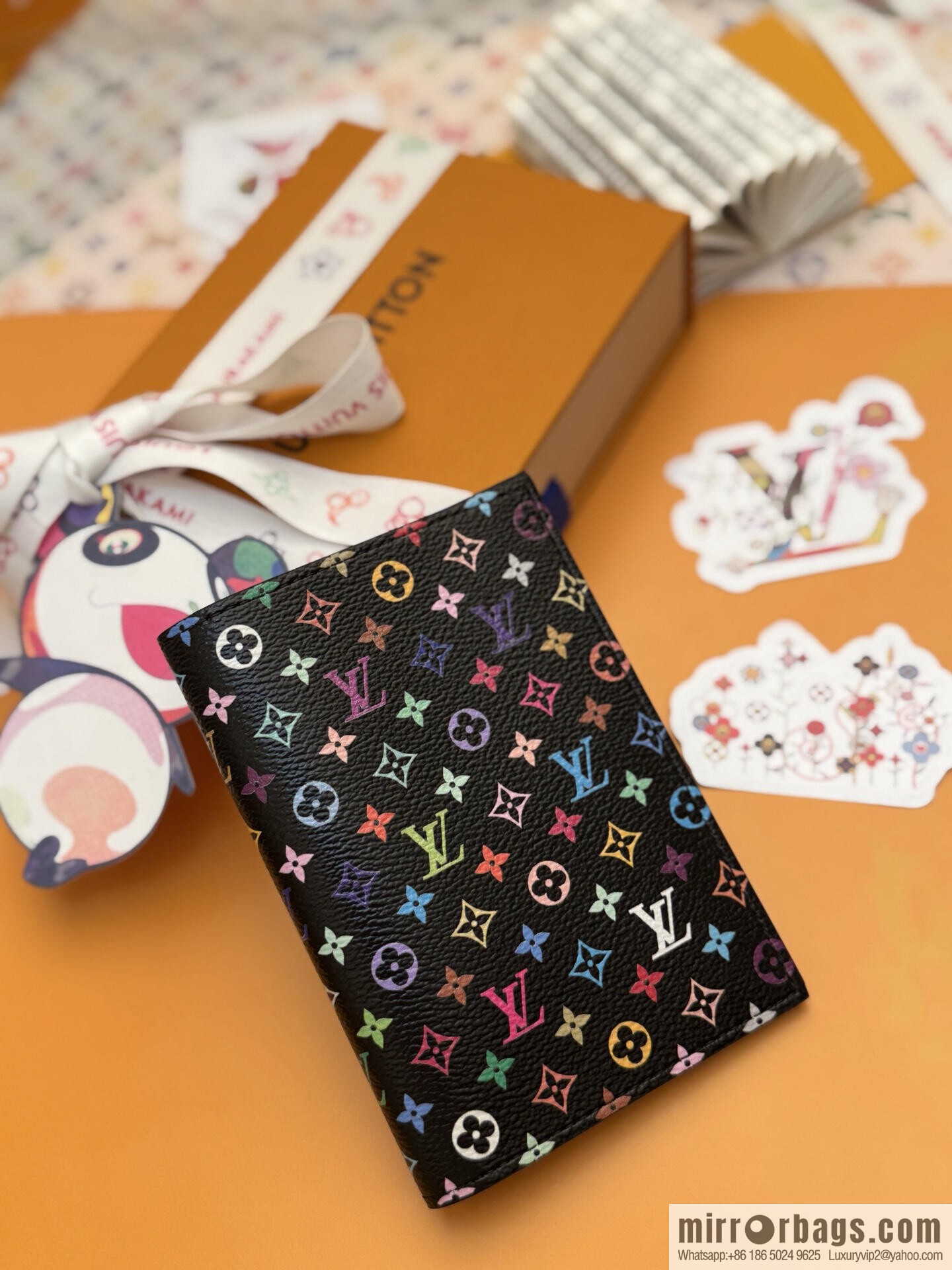 LV M13414 [Official Full Package + 163 Chip] New LVxTM Passport Cover