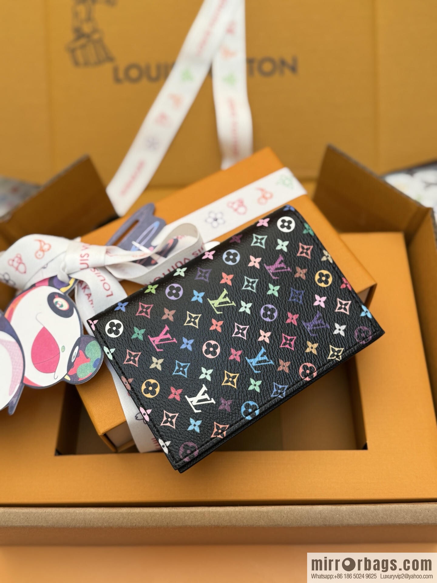 LV M13414 [Official Full Package + 163 Chip] New LVxTM Passport Cover