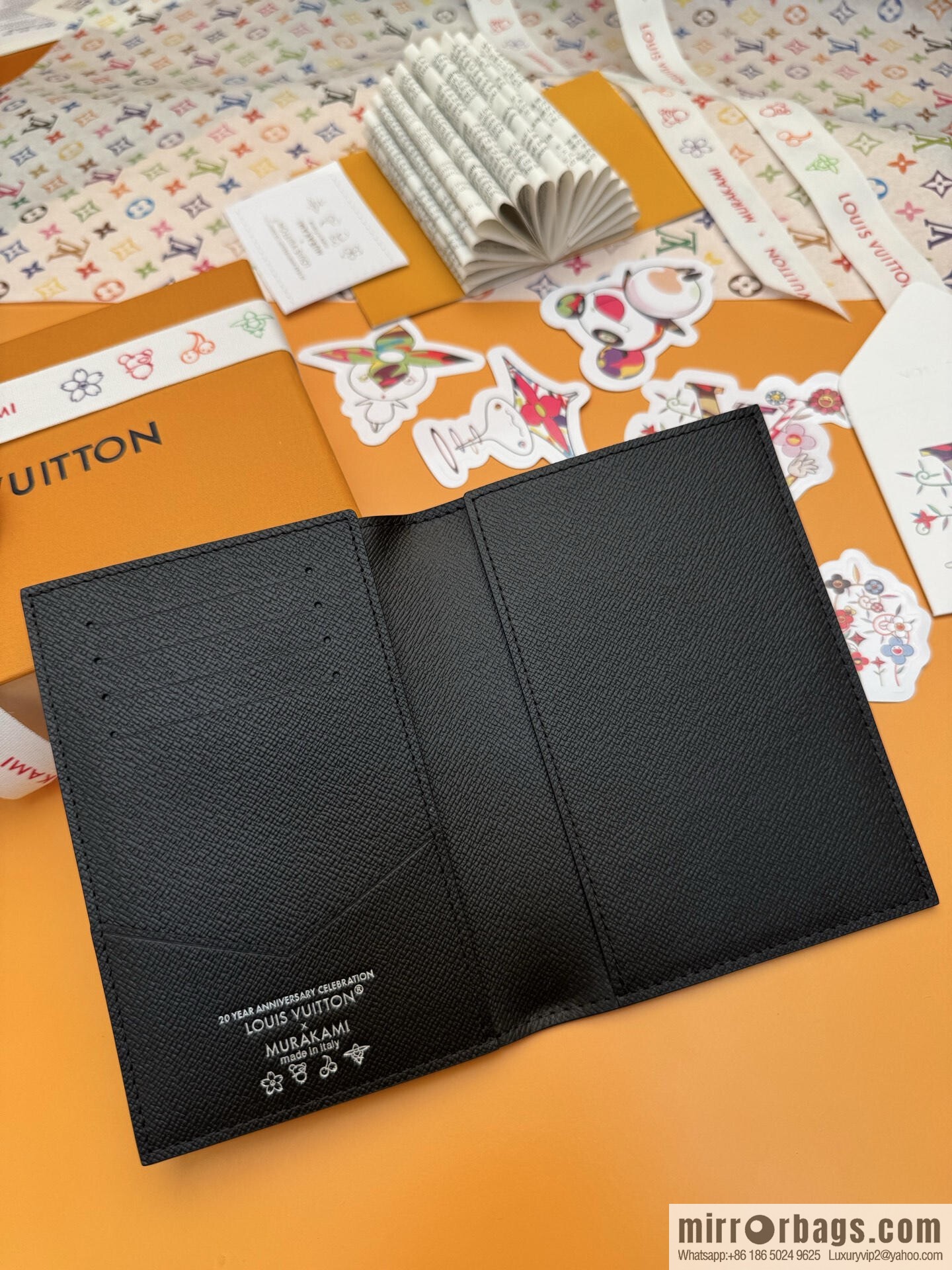 LV M13414 [Official Full Package + 163 Chip] New LVxTM Passport Cover