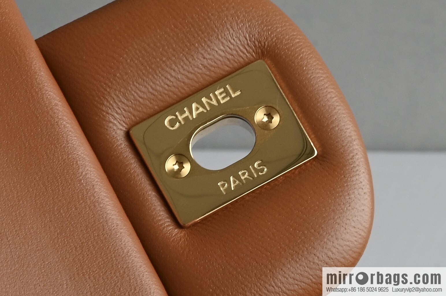 CHANEL π²ππππππ π΅πππ πΌπππππ medium, caramel color A01112 caramel color