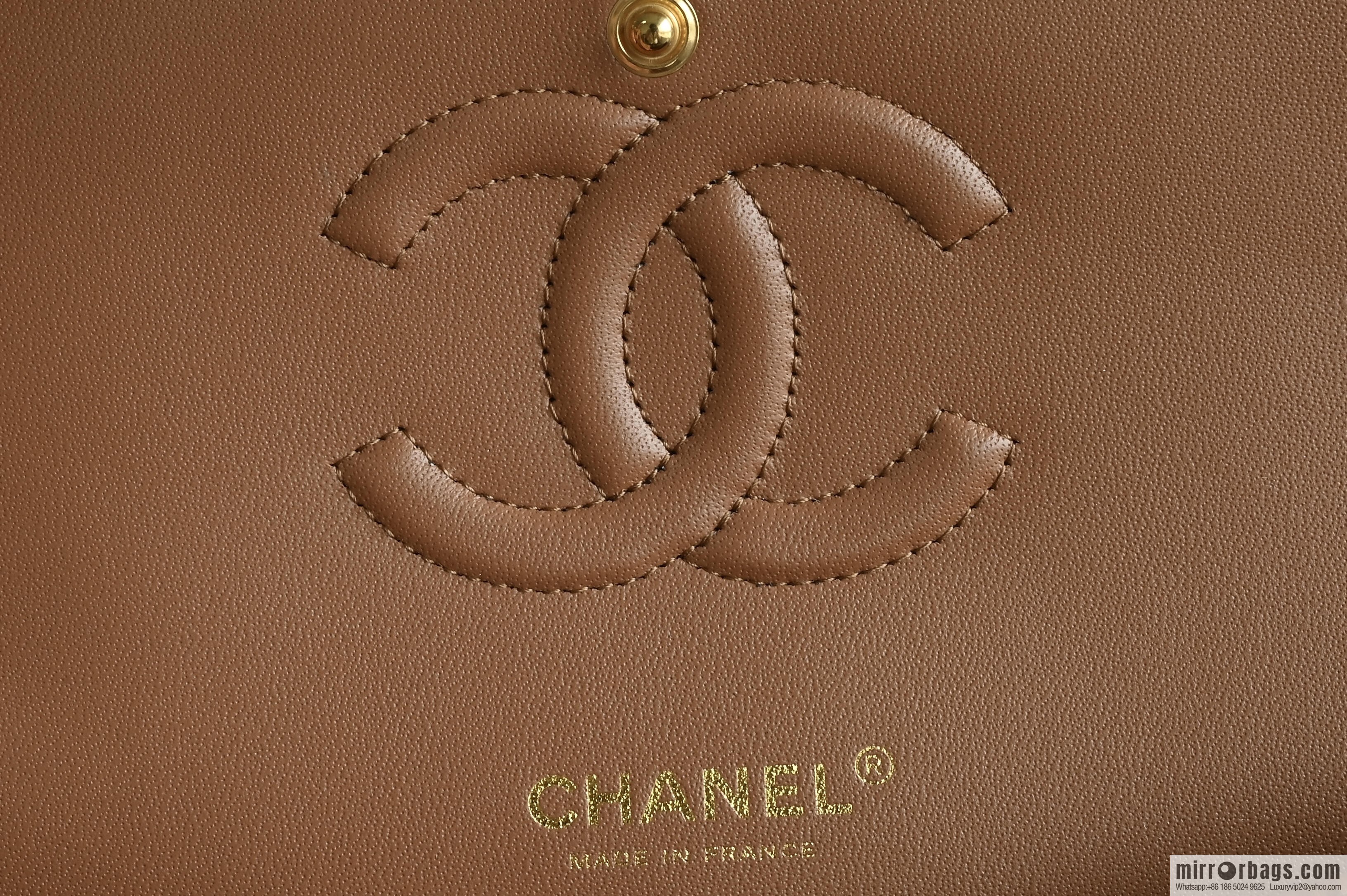 CHANEL π²ππππππ π΅πππ πΌπππππ medium, caramel color A01112 caramel color
