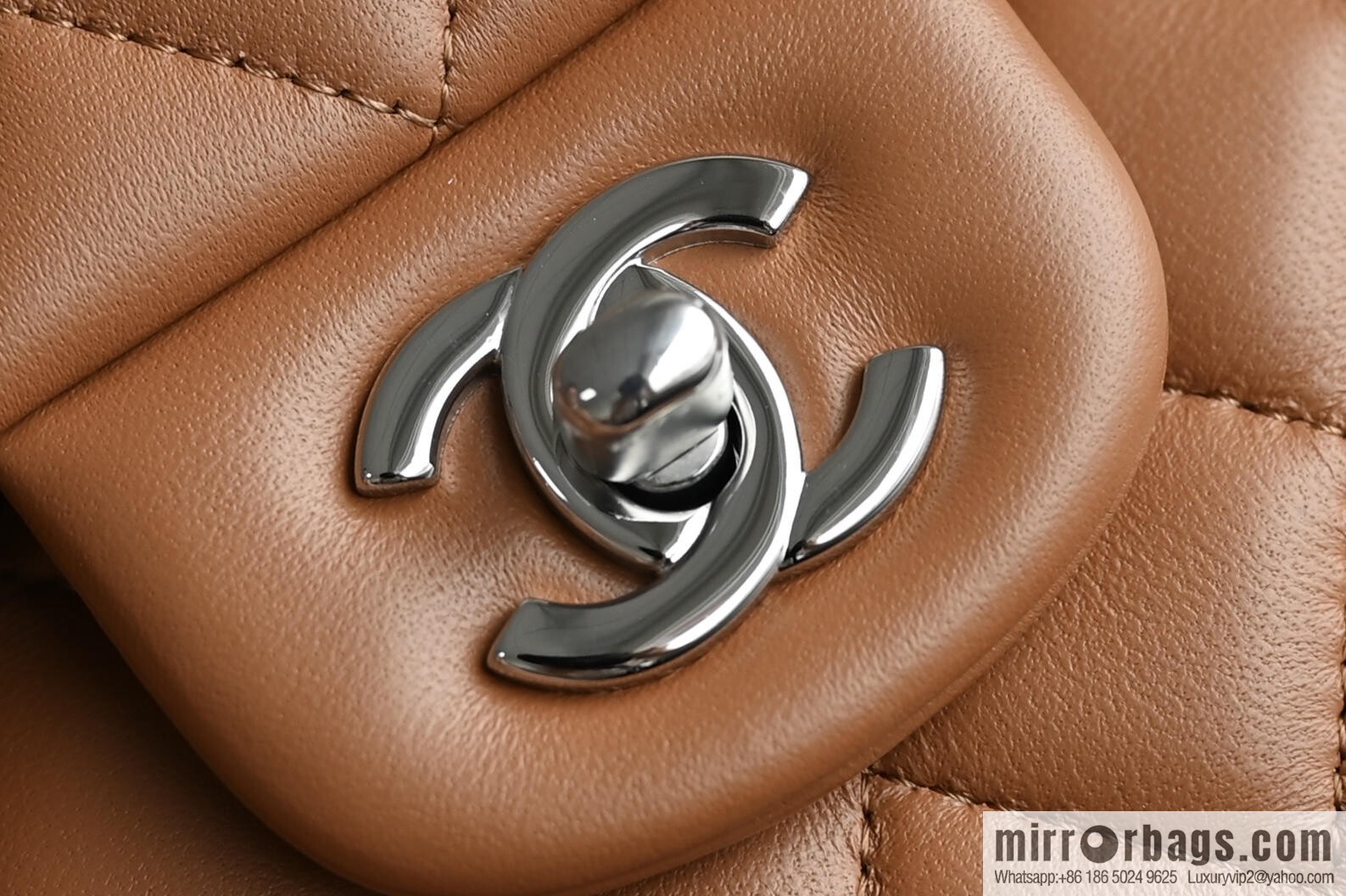 CHANEL π²ππππππ π΅πππ πΌπππππ medium, caramel color A01112 caramel color, silver button