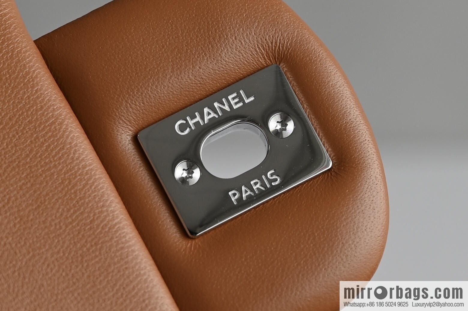 CHANEL π²ππππππ π΅πππ πΌπππππ medium, caramel color A01112 caramel color, silver button