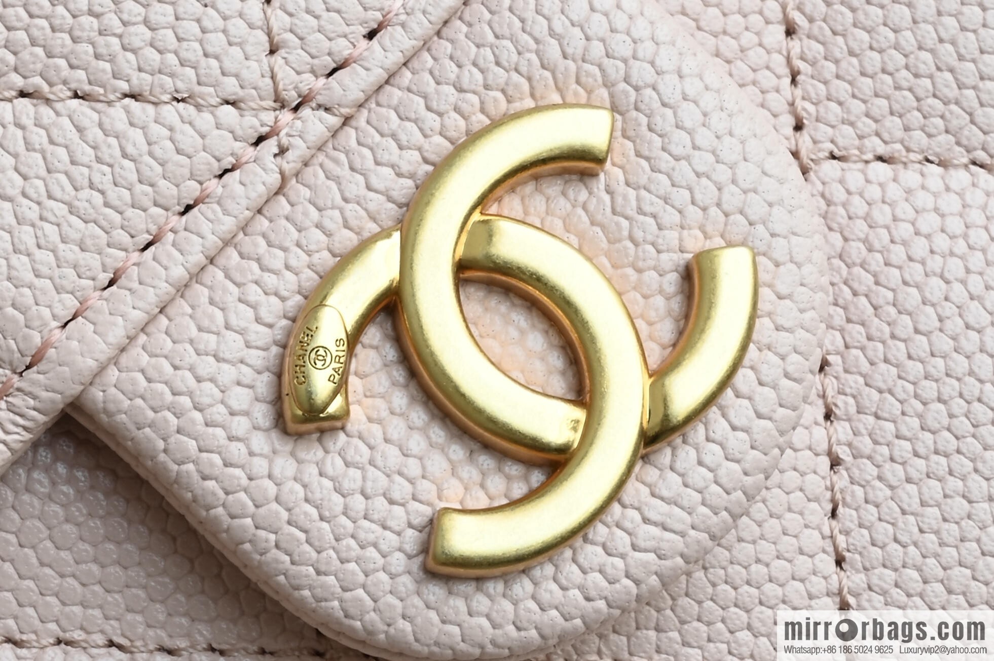 CHANEL Hippie Shopping Bag Small AS5293 Pink