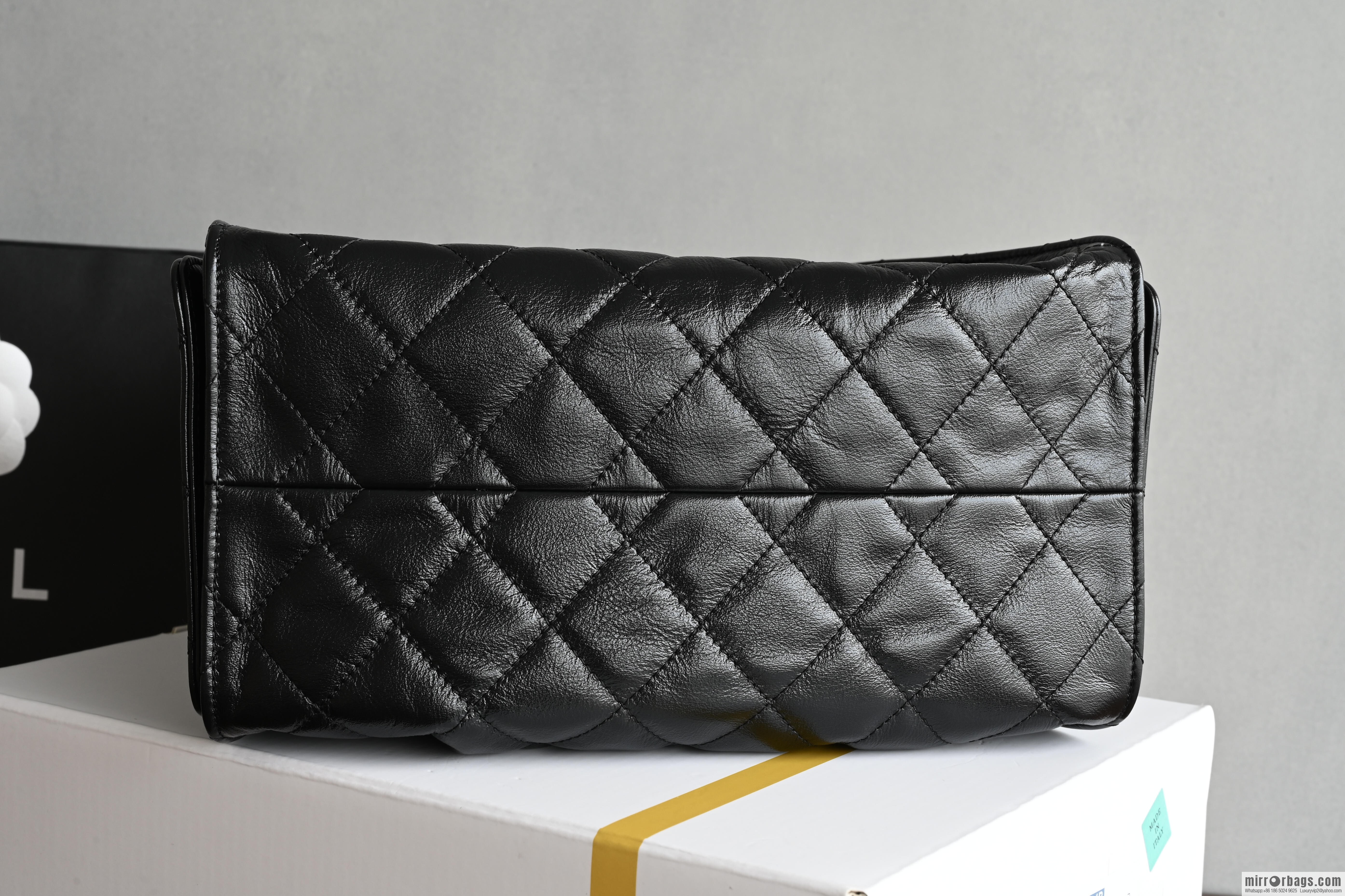 CHANEL Hippie Shopping Bag Small, Black ♥ AS5293