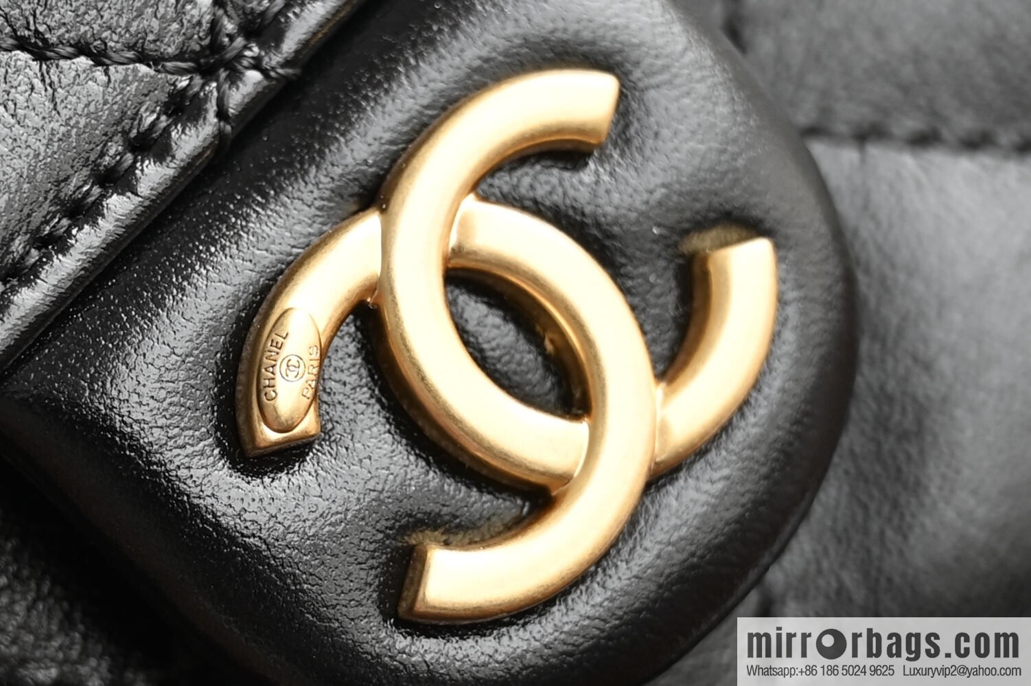 CHANEL Hippie Shopping Bag Small, Black ♥ AS5293