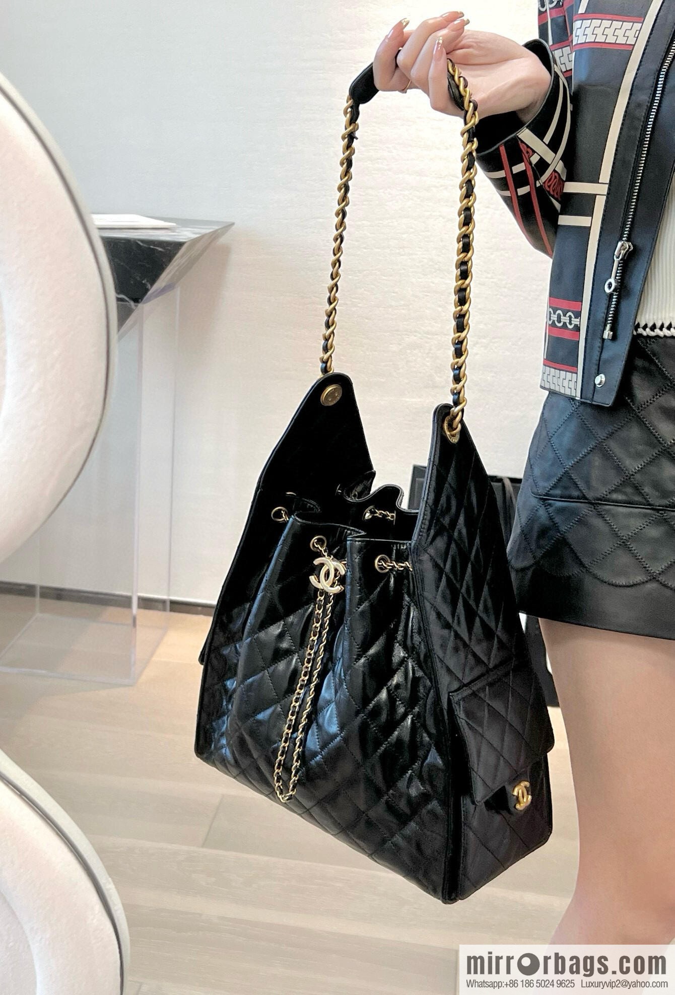 CHANEL Hippie Shopping Bag Large, Black ♥ AS5311