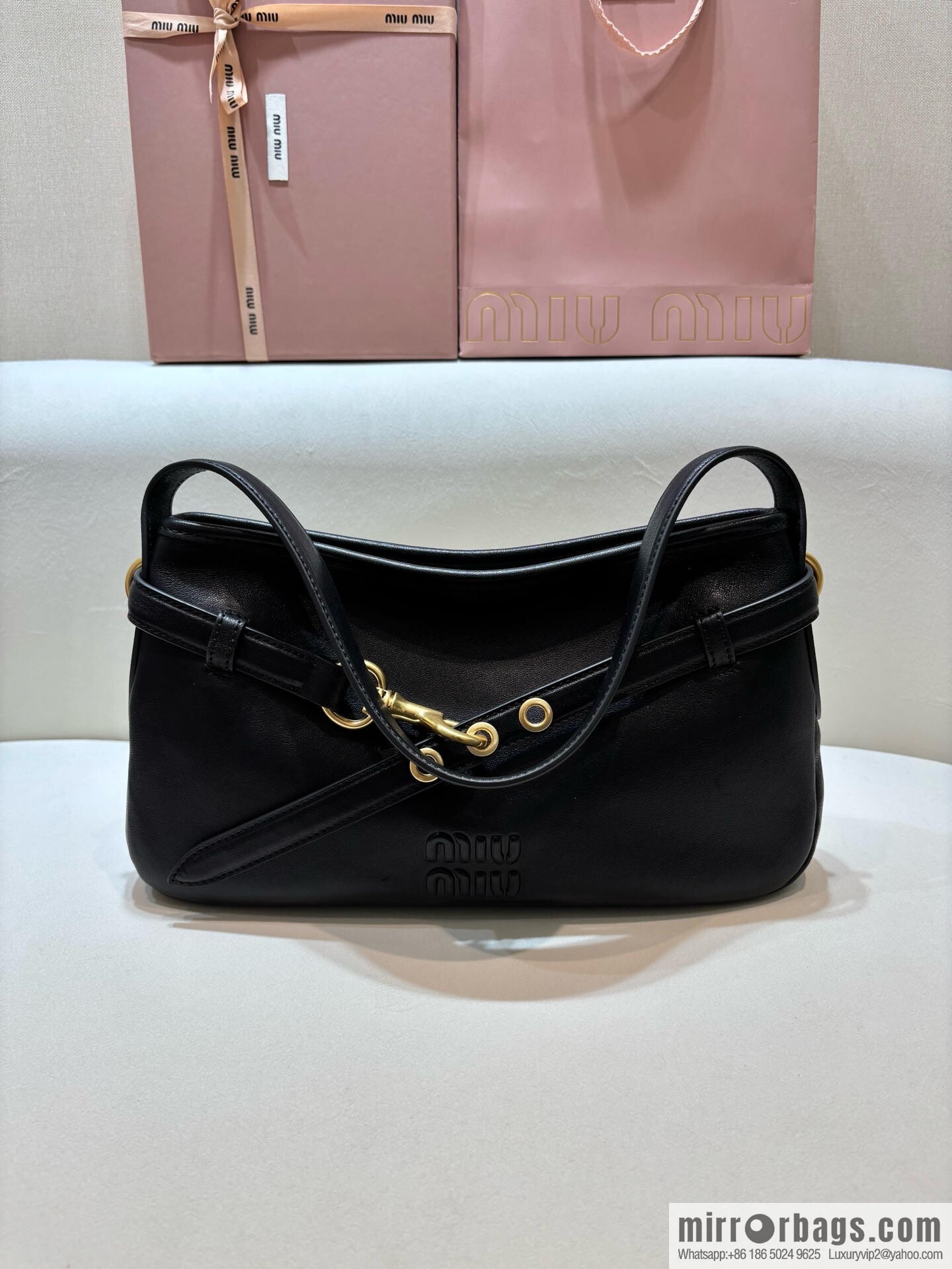 MIUMIU new 5BC182 small, black.