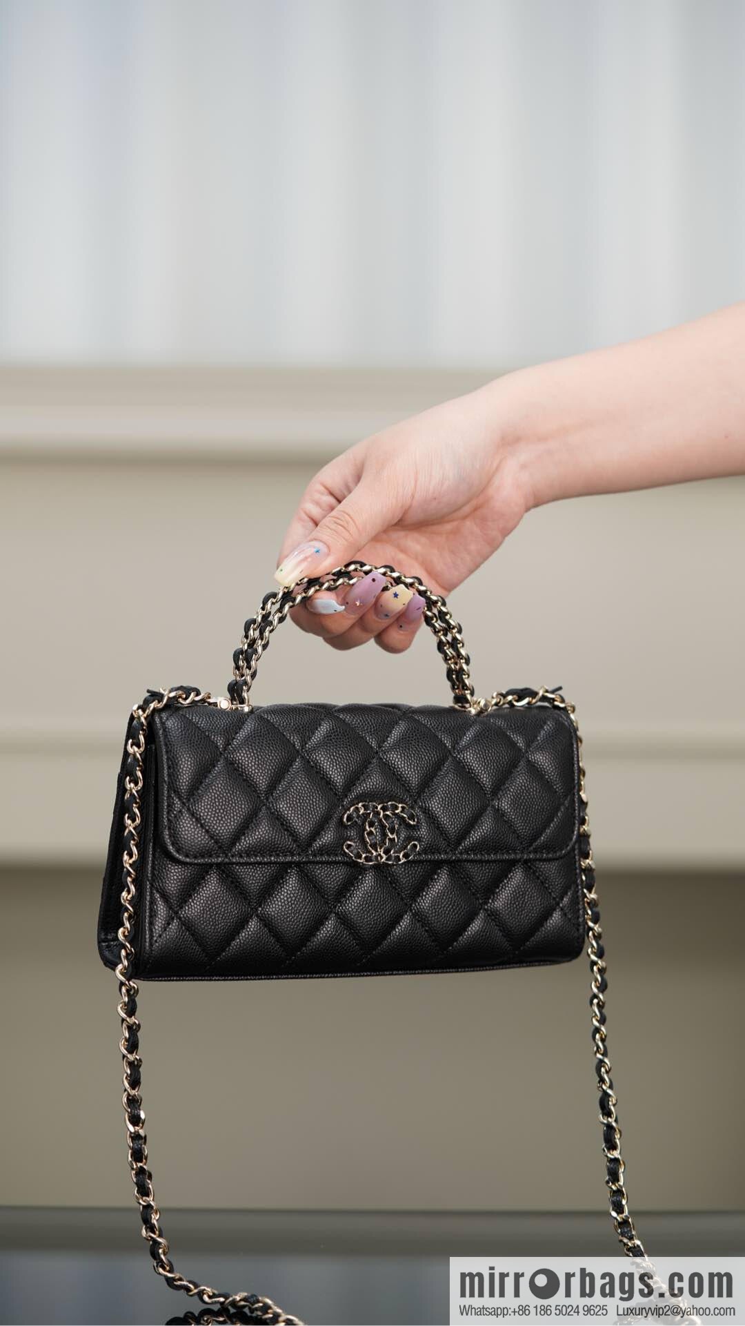 CHANEL 25s Cross Handle Black Gold π Horizontal AP3238