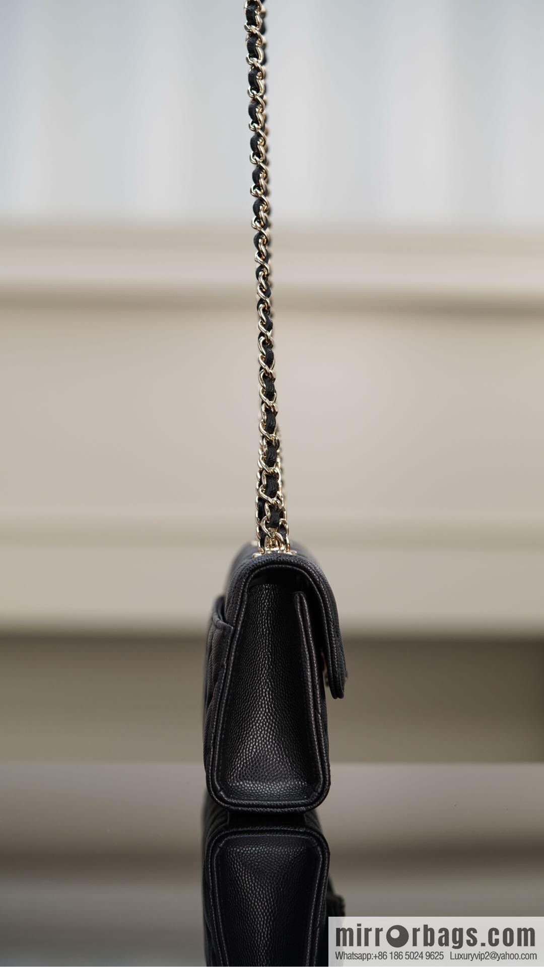 CHANEL 25s Cross Handle Black Gold π Horizontal AP3238