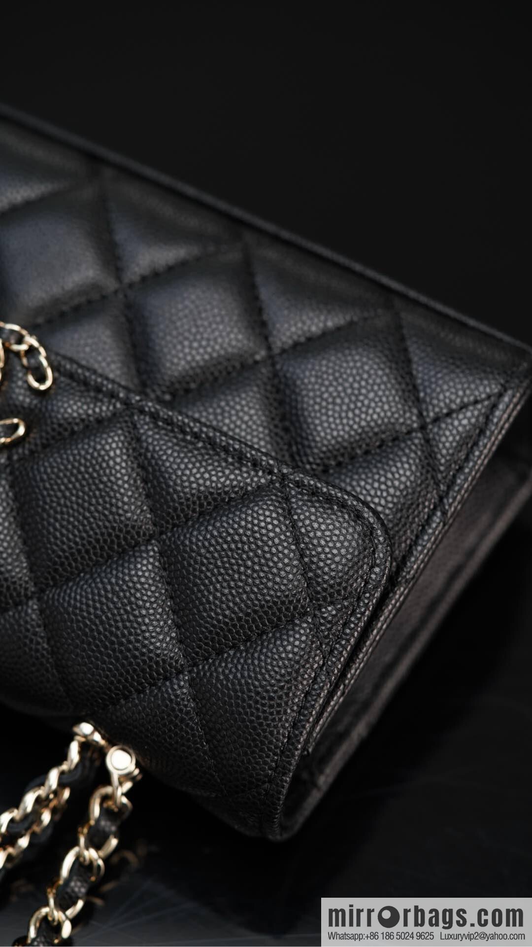 CHANEL 25s Cross Handle Black Gold π Horizontal AP3238