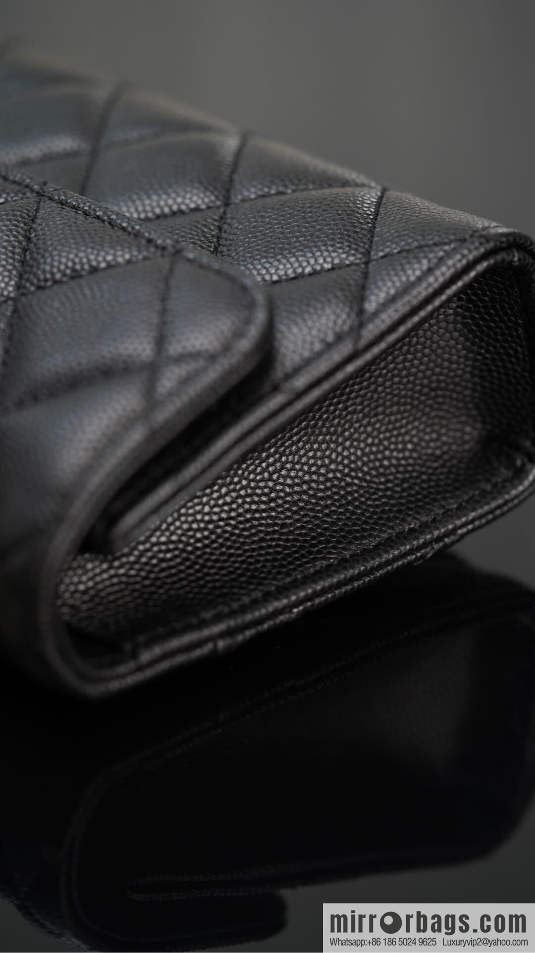 CHANEL 25s Cross Handle Black Gold π Horizontal AP3238