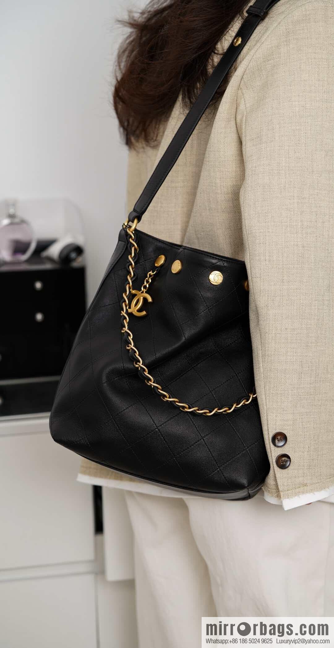 𝐂𝐡𝐚𝐧𝐞𝐥 𝟐𝟓𝐏 Gold Hippie Black Gold 🖤 AS5406