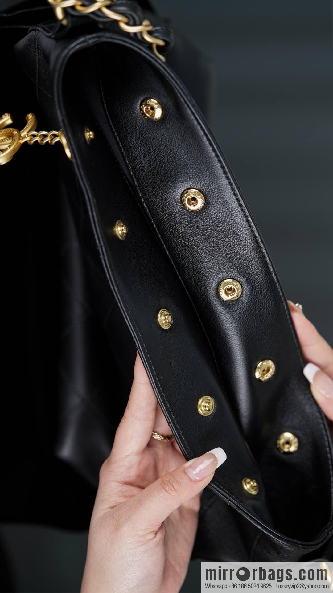 𝐂𝐡𝐚𝐧𝐞𝐥 𝟐𝟓𝐏 Gold Hippie Black Gold 🖤 AS5406