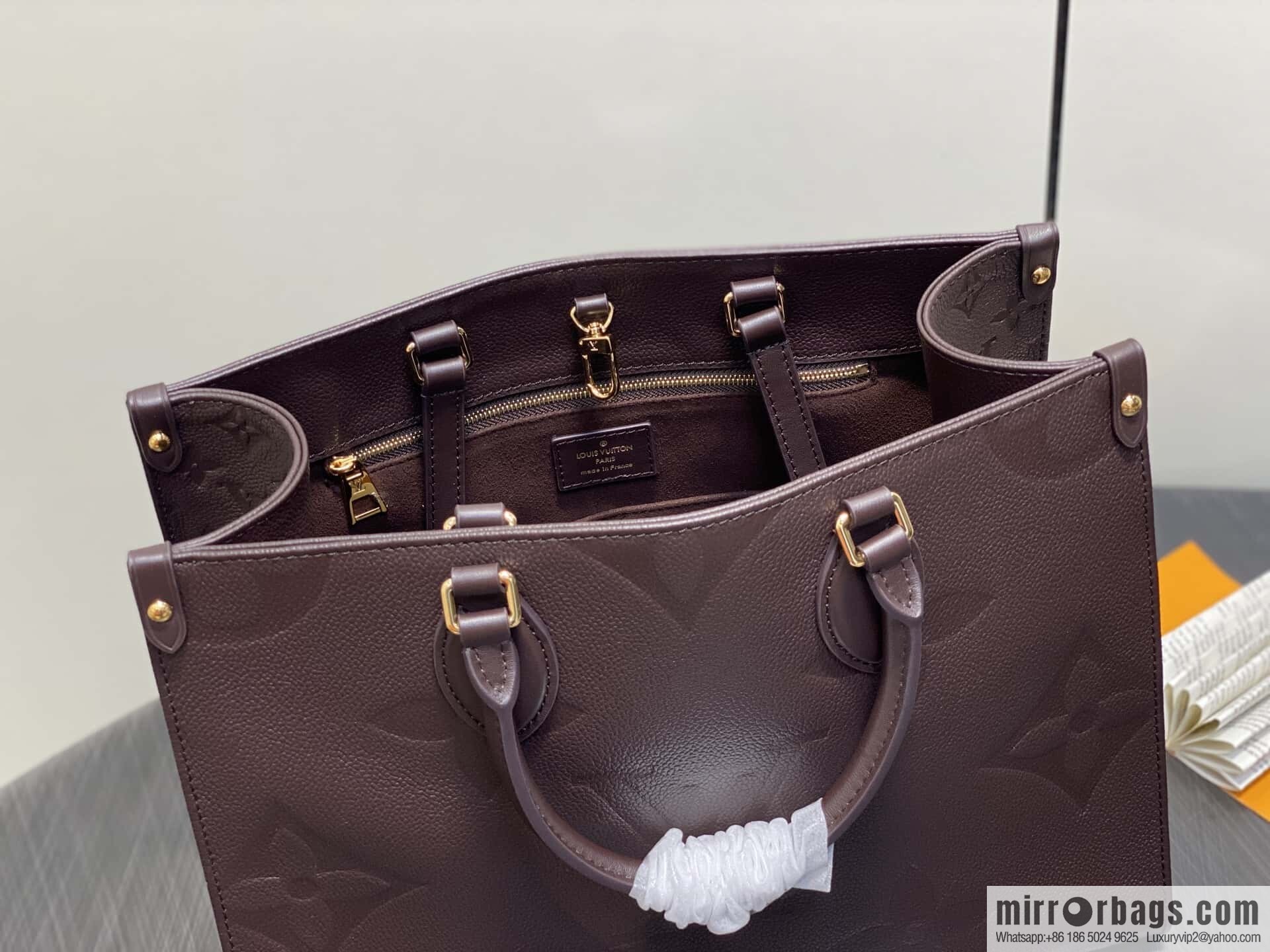 [Boutique‑grade] M45595 chocolate color, full leather embossed square bag mommy bag OnTheGo medium handbag