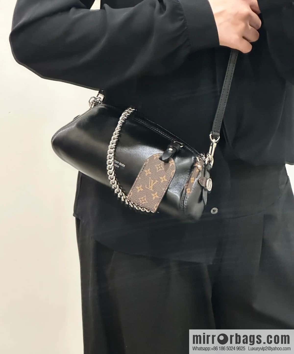 [Original order boutique] M14544 black, full leather chain bag POCHETTE VIBE handbag