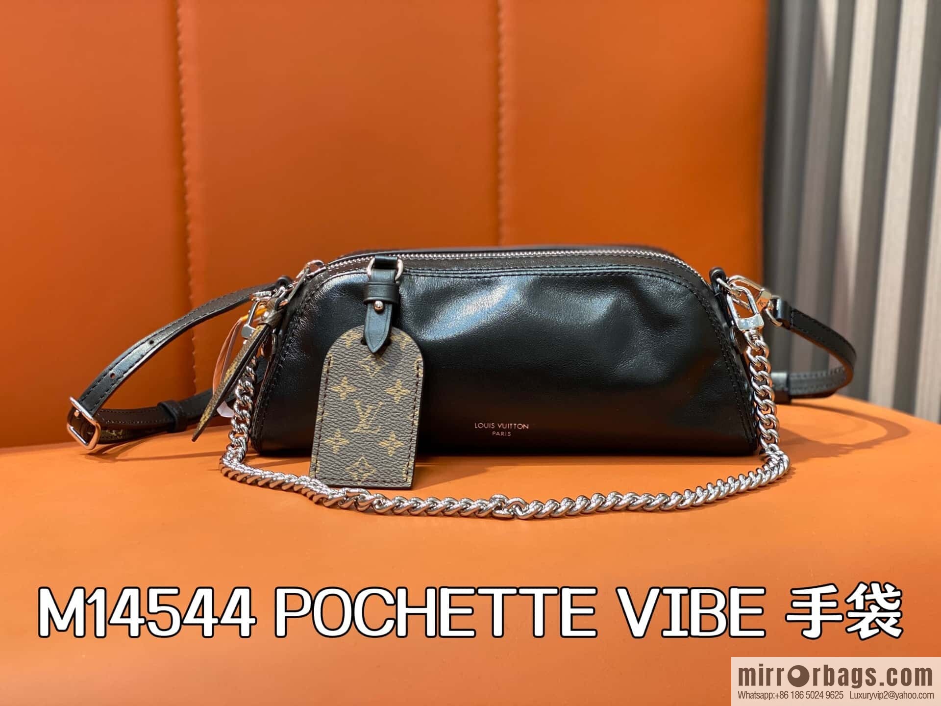 [Original order boutique] M14544 black, full leather chain bag POCHETTE VIBE handbag