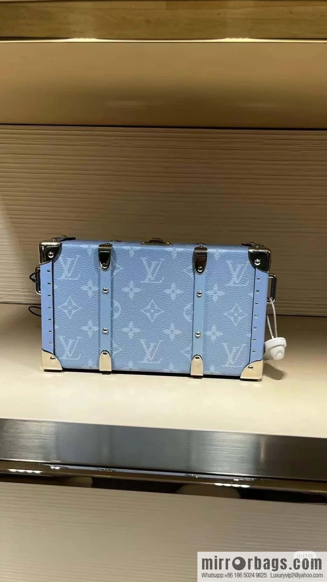 [Original order boutique] M13562 light blue flower, box bag, box WALLET TRUNK TAIGARAMA handbag