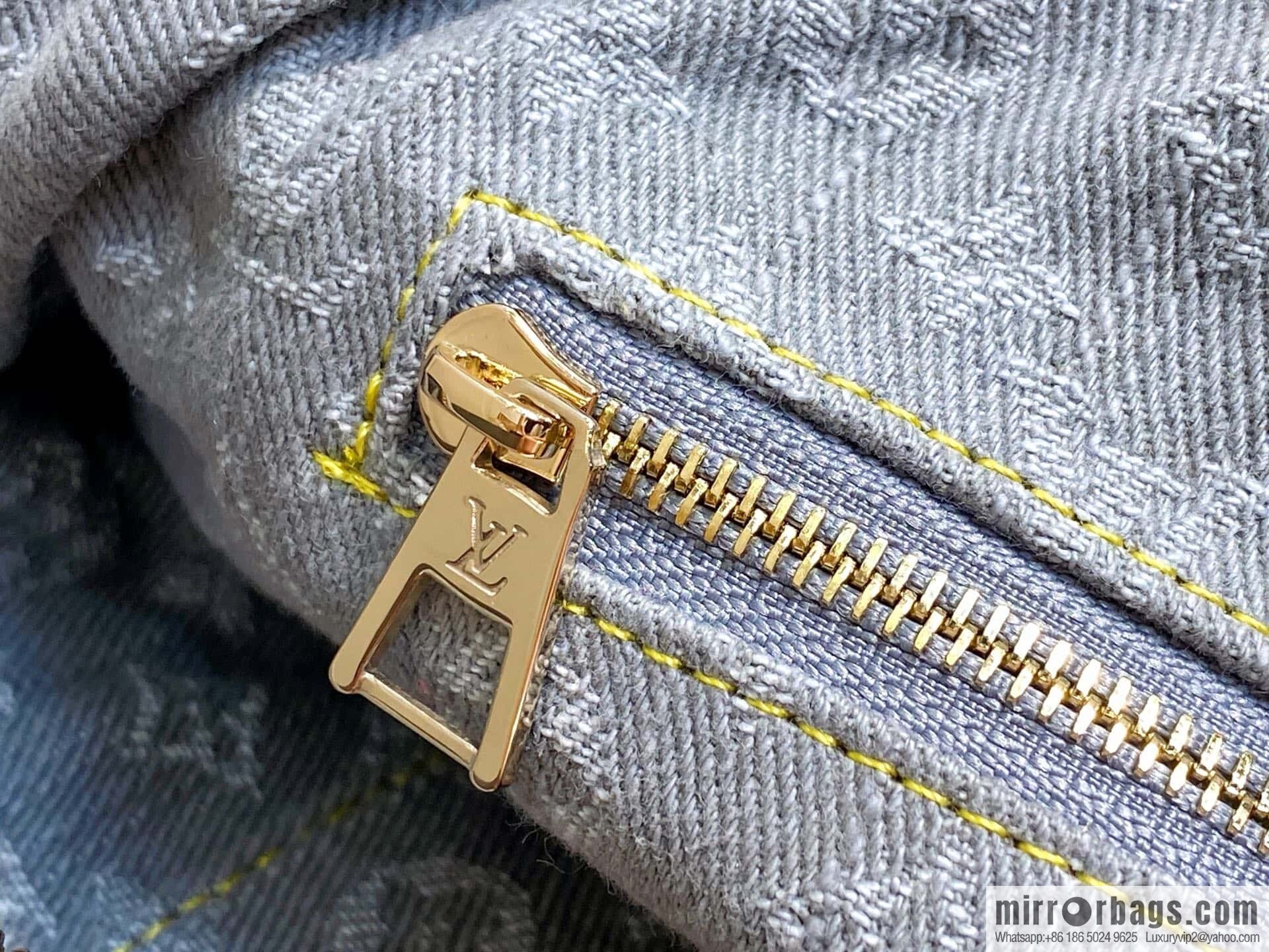 [Original order boutique] M13750 gray, denim cosmetic bag POCHETTE COSMÉTIQUE large cosmetic bag