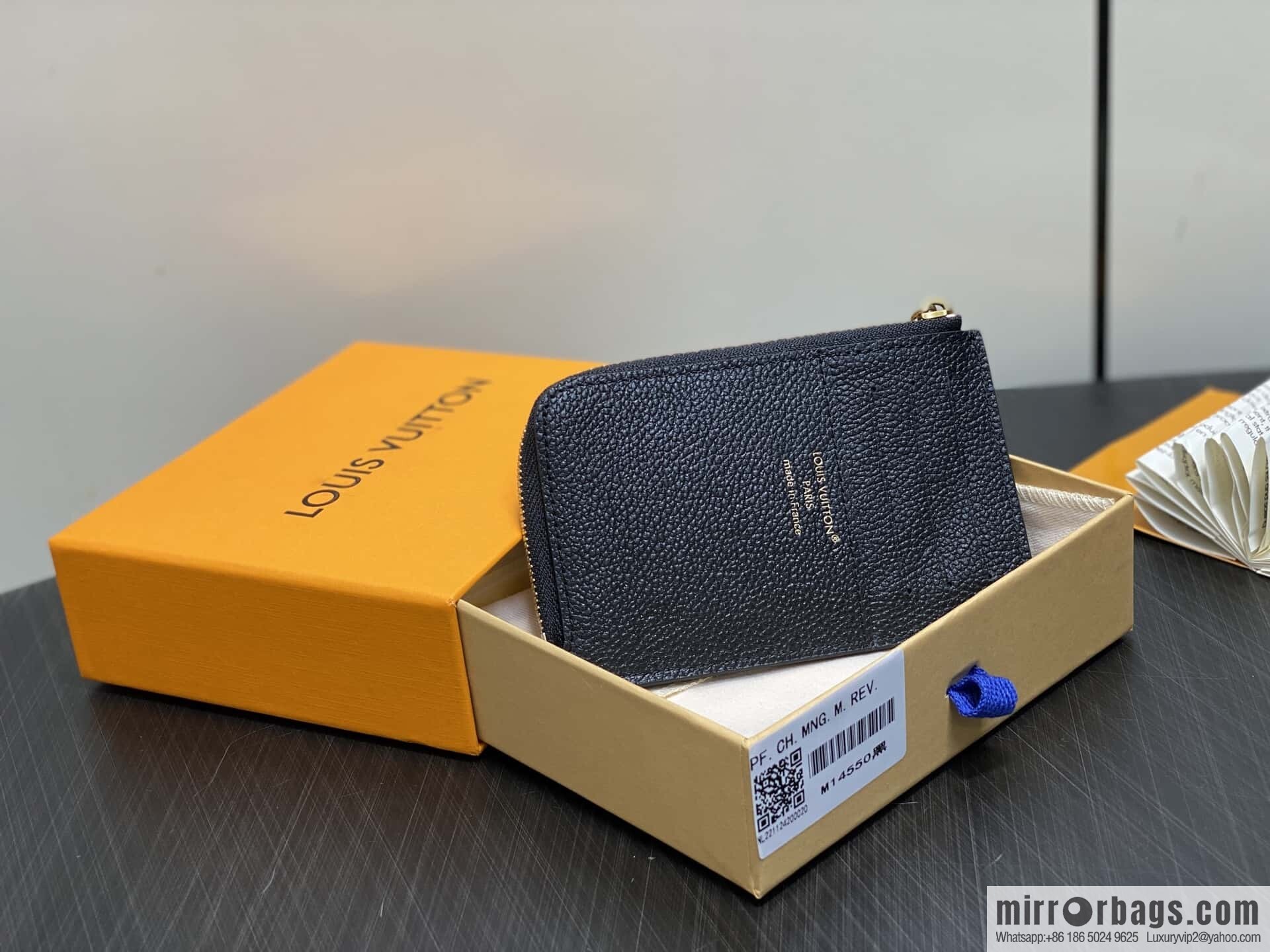 [Original order boutique] M14550 black, full leather card bag change bag, the new LOW KEY zipper card clip of the season M14551 brown