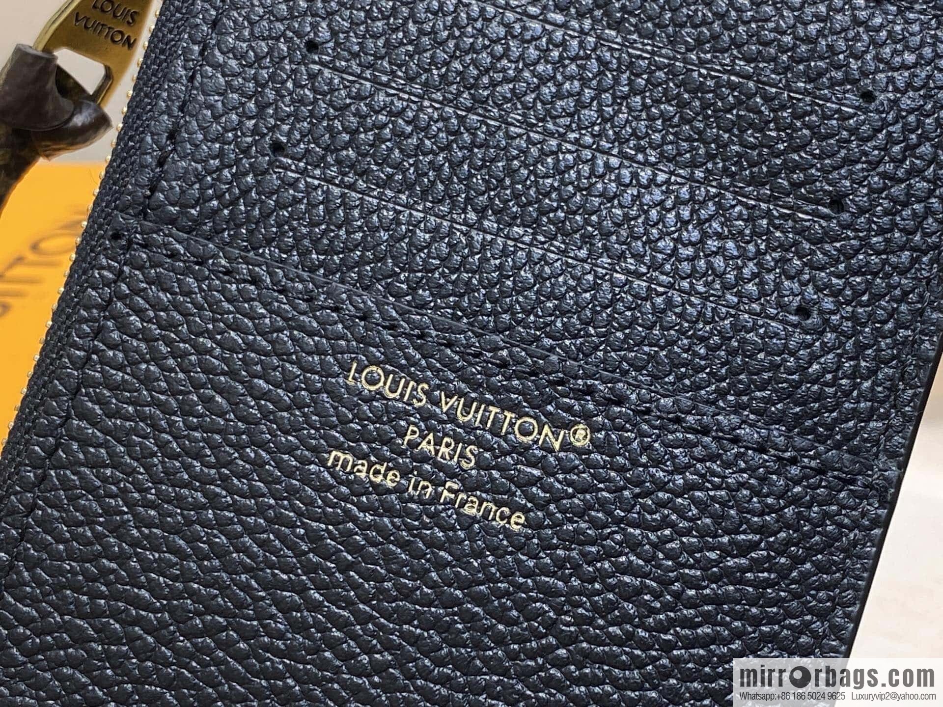 [Original order boutique] M14550 black, full leather card bag change bag, the new LOW KEY zipper card clip of the season M14551 brown