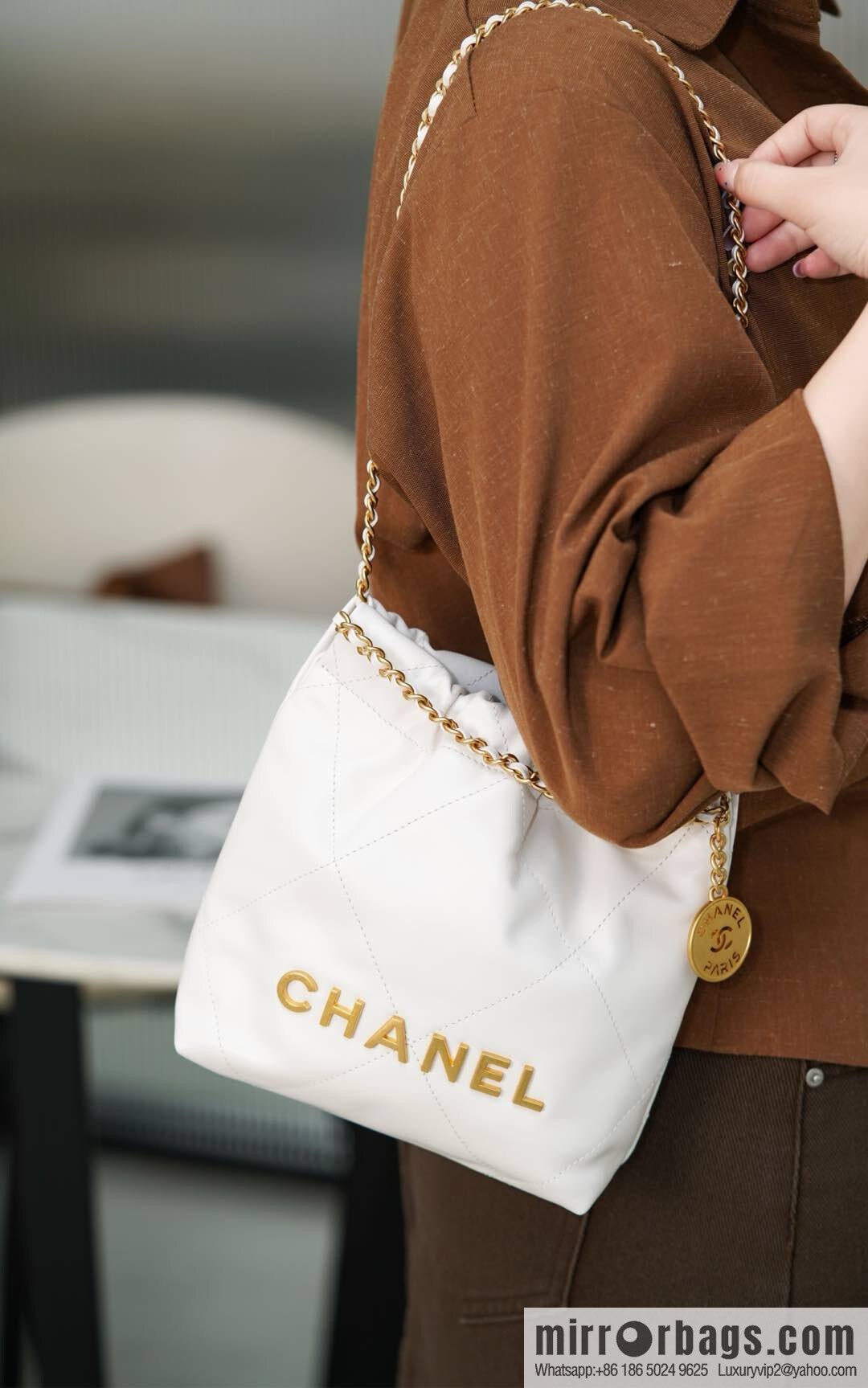 𝗖𝗛𝗔𝗡𝗘𝗟✦ 23s spring and summer new 22Mini bag original leather, white 🤍 AS3980