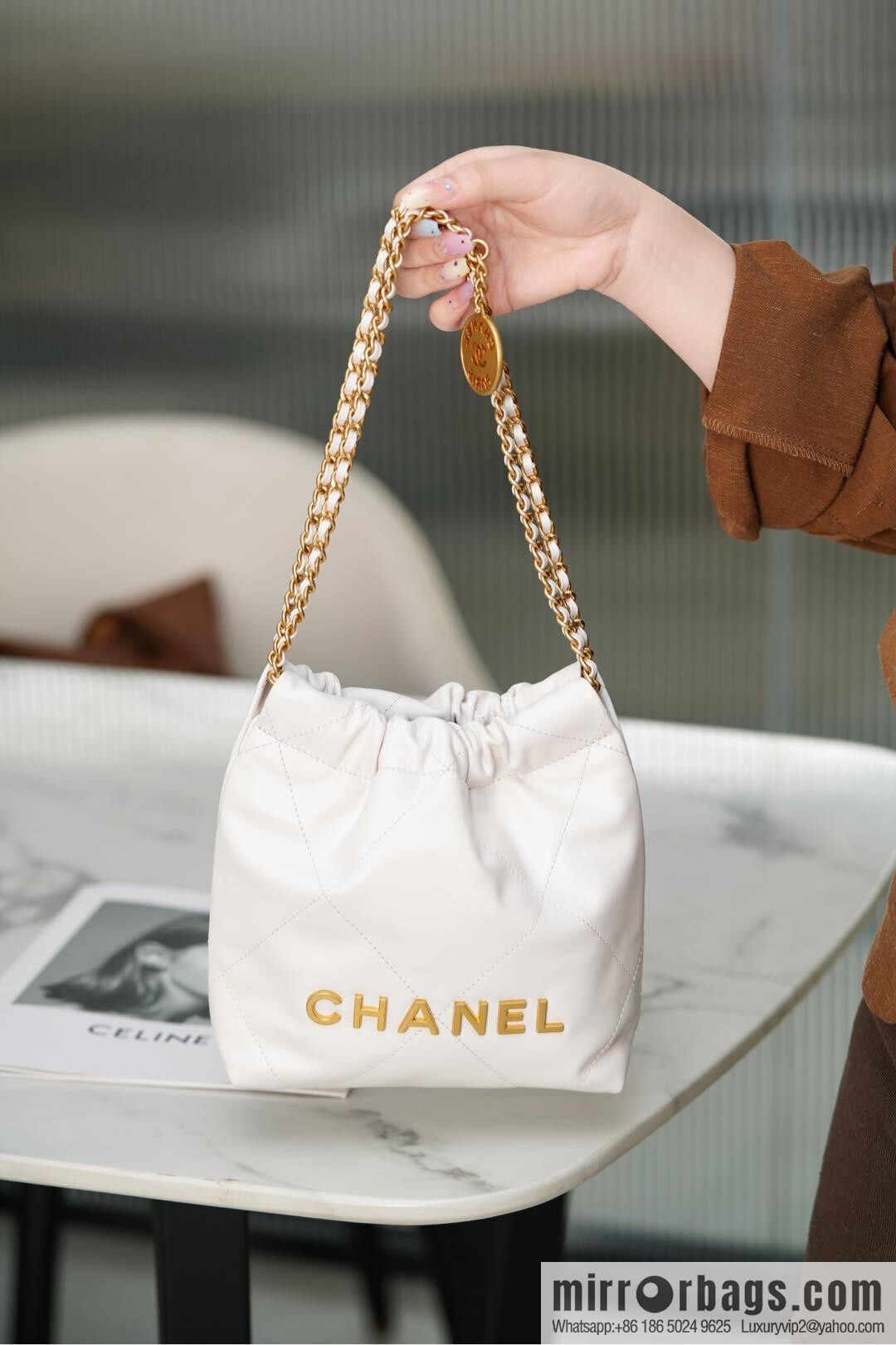 𝗖𝗛𝗔𝗡𝗘𝗟✦ 23s spring and summer new 22Mini bag original leather, white 🤍 AS3980
