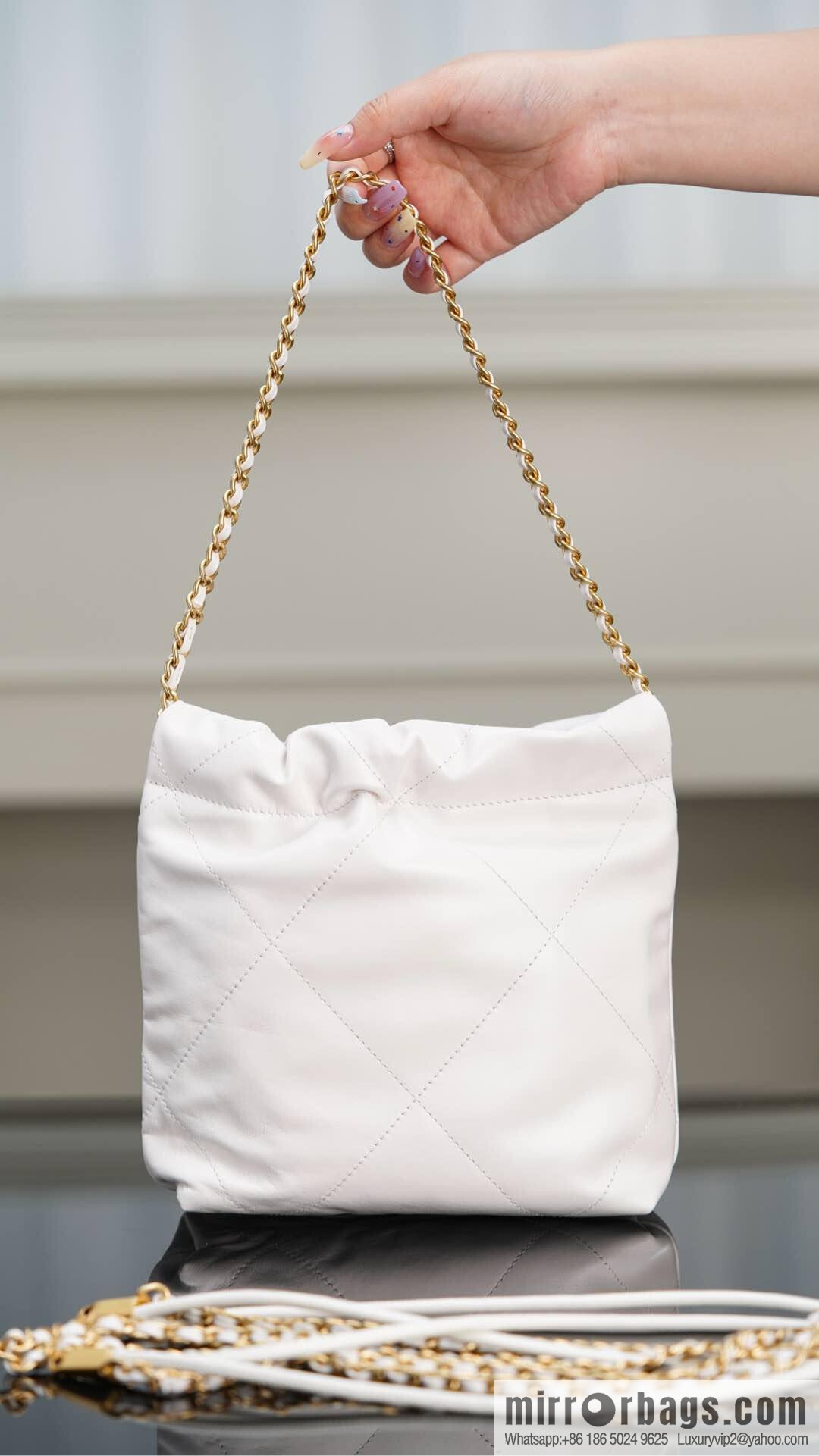 𝗖𝗛𝗔𝗡𝗘𝗟✦ 23s spring and summer new 22Mini bag original leather, white 🤍 AS3980