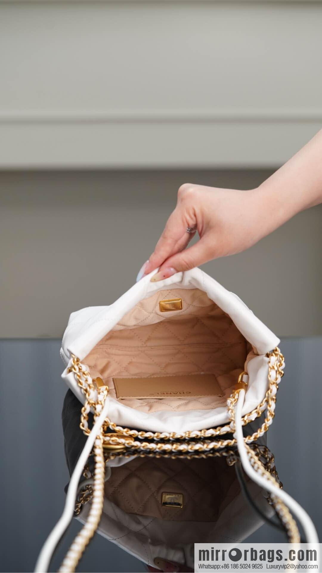 𝗖𝗛𝗔𝗡𝗘𝗟✦ 23s spring and summer new 22Mini bag original leather, white 🤍 AS3980